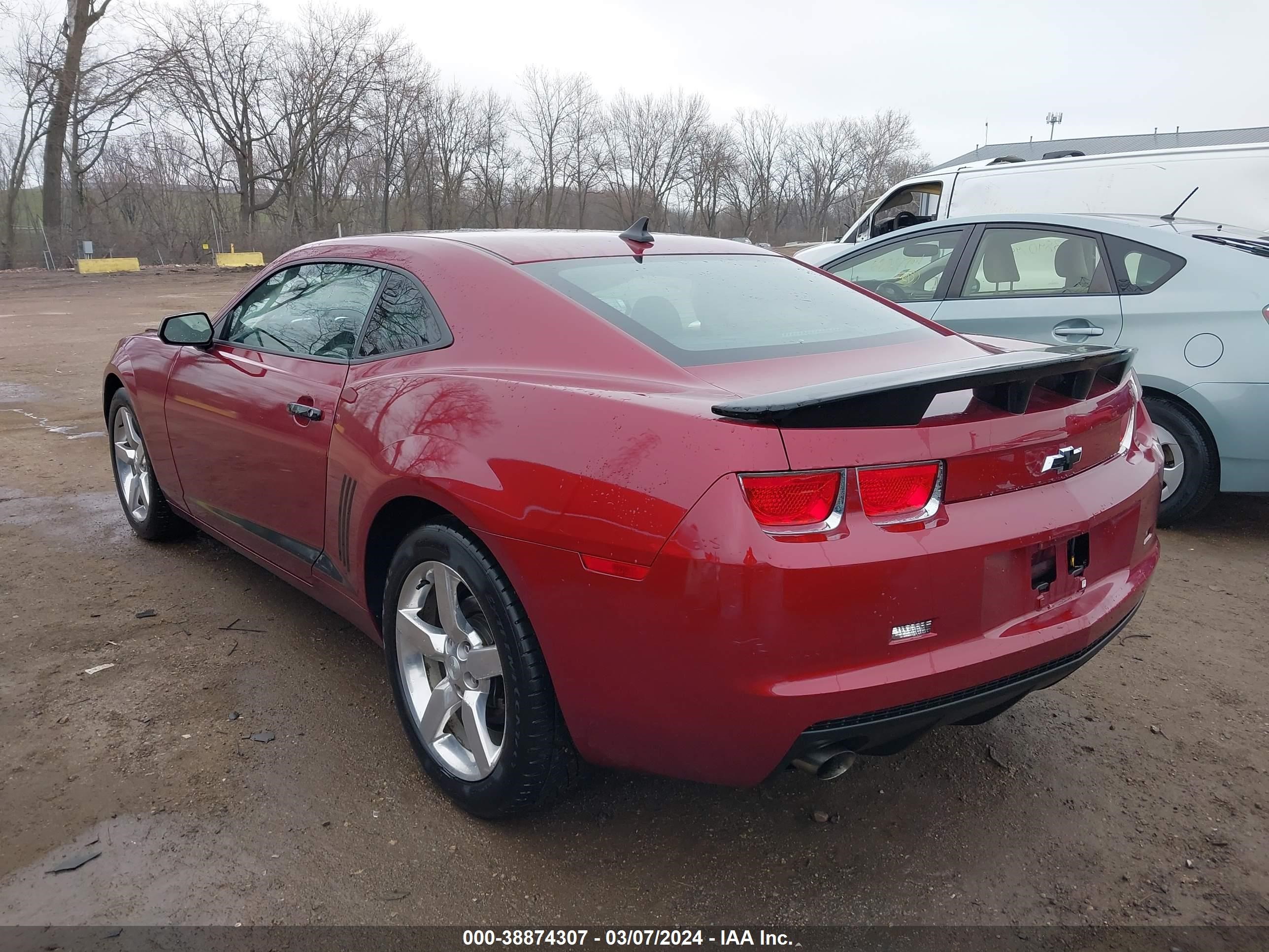 Photo 2 VIN: 2G1FB1ED1B9129436 - CHEVROLET CAMARO 