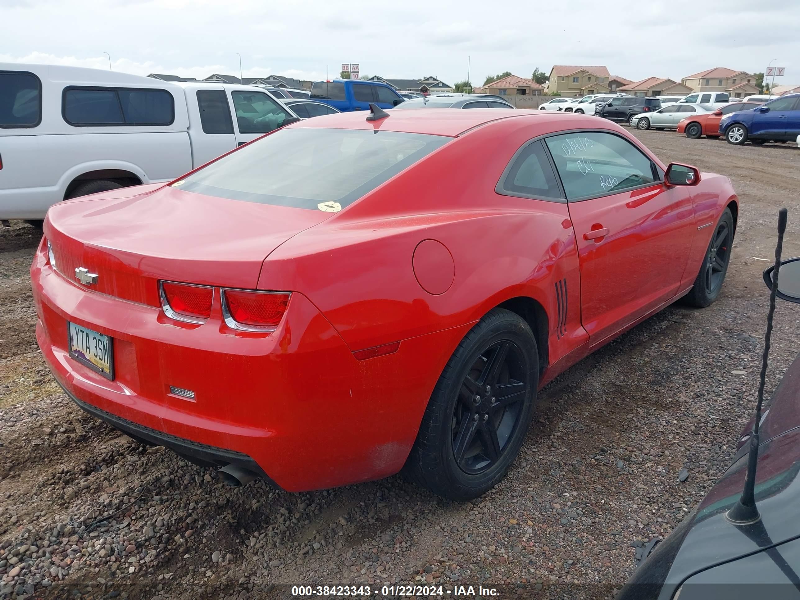 Photo 3 VIN: 2G1FB1ED3B9198516 - CHEVROLET CAMARO 