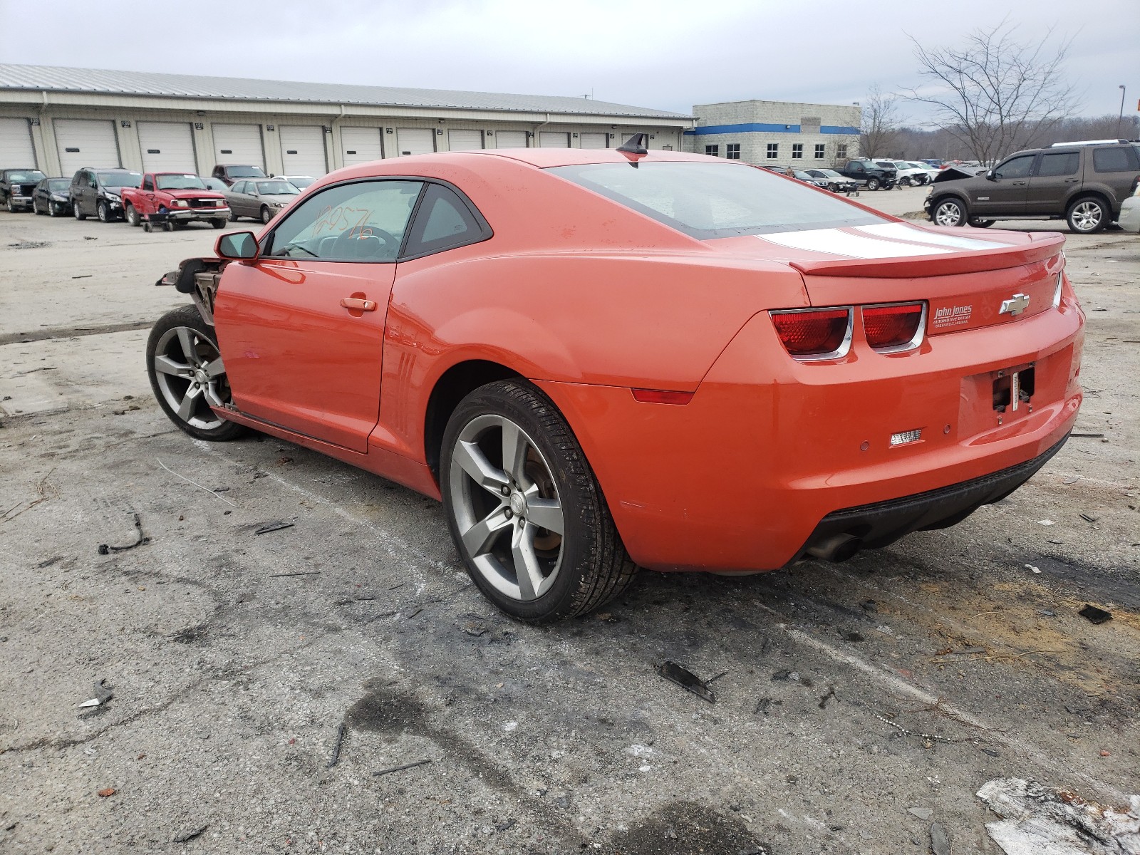 Photo 2 VIN: 2G1FB1ED5B9105950 - CHEVROLET CAMARO LT 