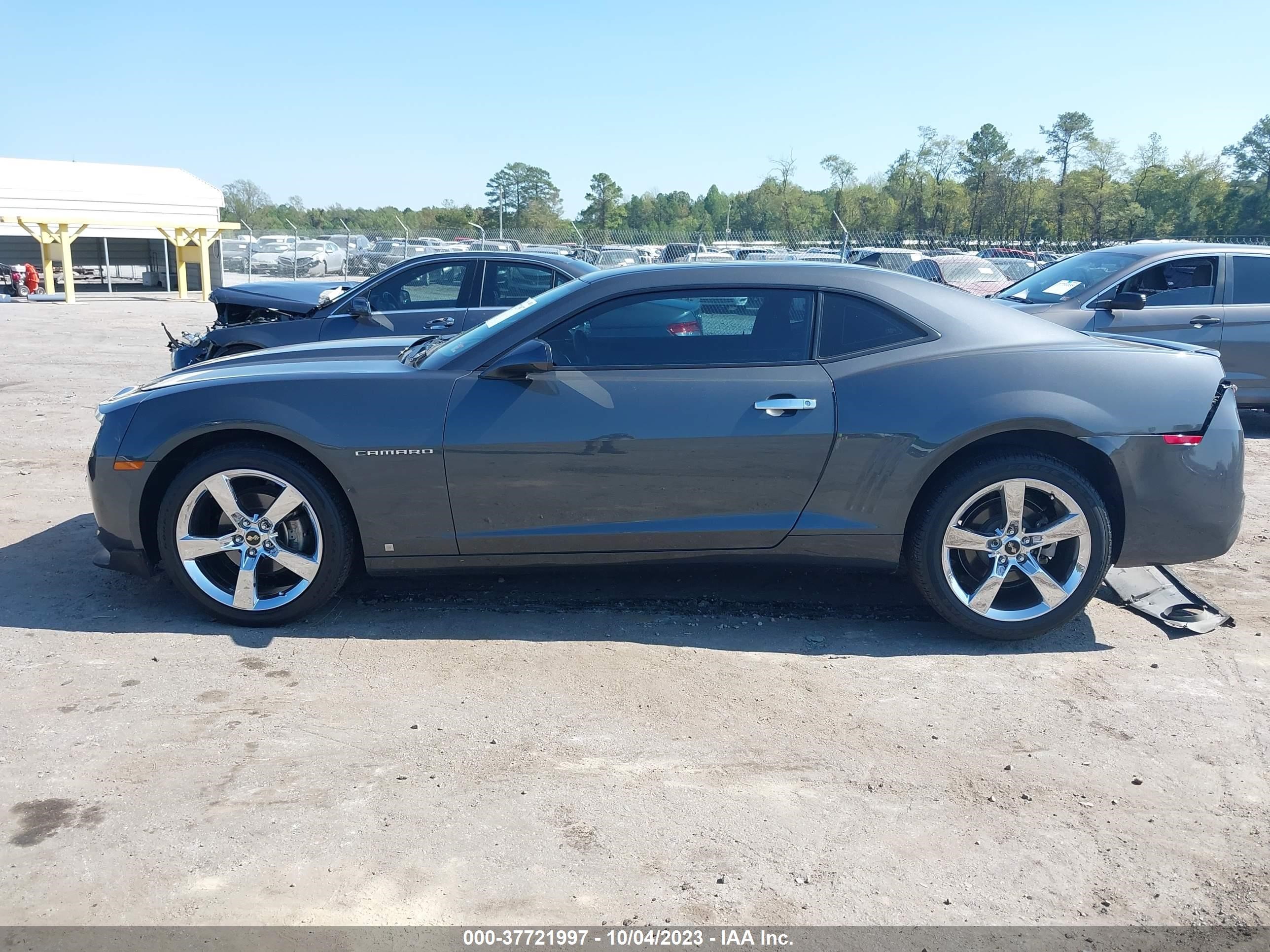 Photo 13 VIN: 2G1FB1EV9A9108230 - CHEVROLET CAMARO 