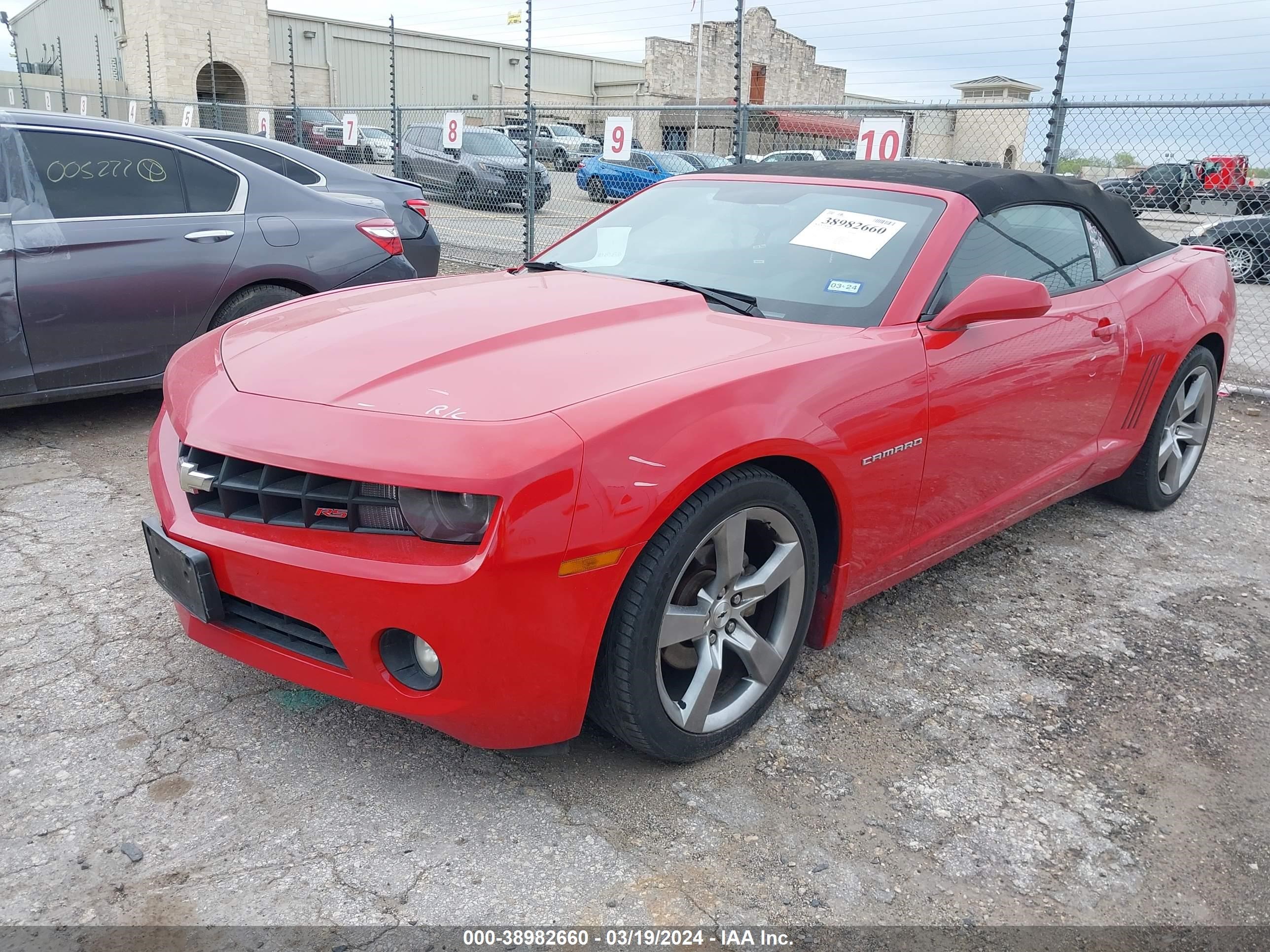 Photo 1 VIN: 2G1FB3DD1B9201393 - CHEVROLET CAMARO 