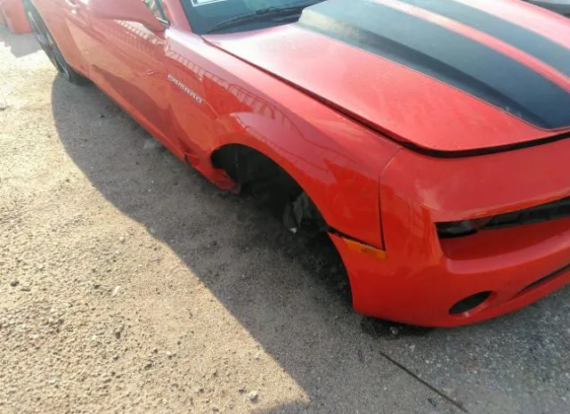 Photo 5 VIN: 2G1FC1E30D9113980 - CHEVROLET CAMARO 