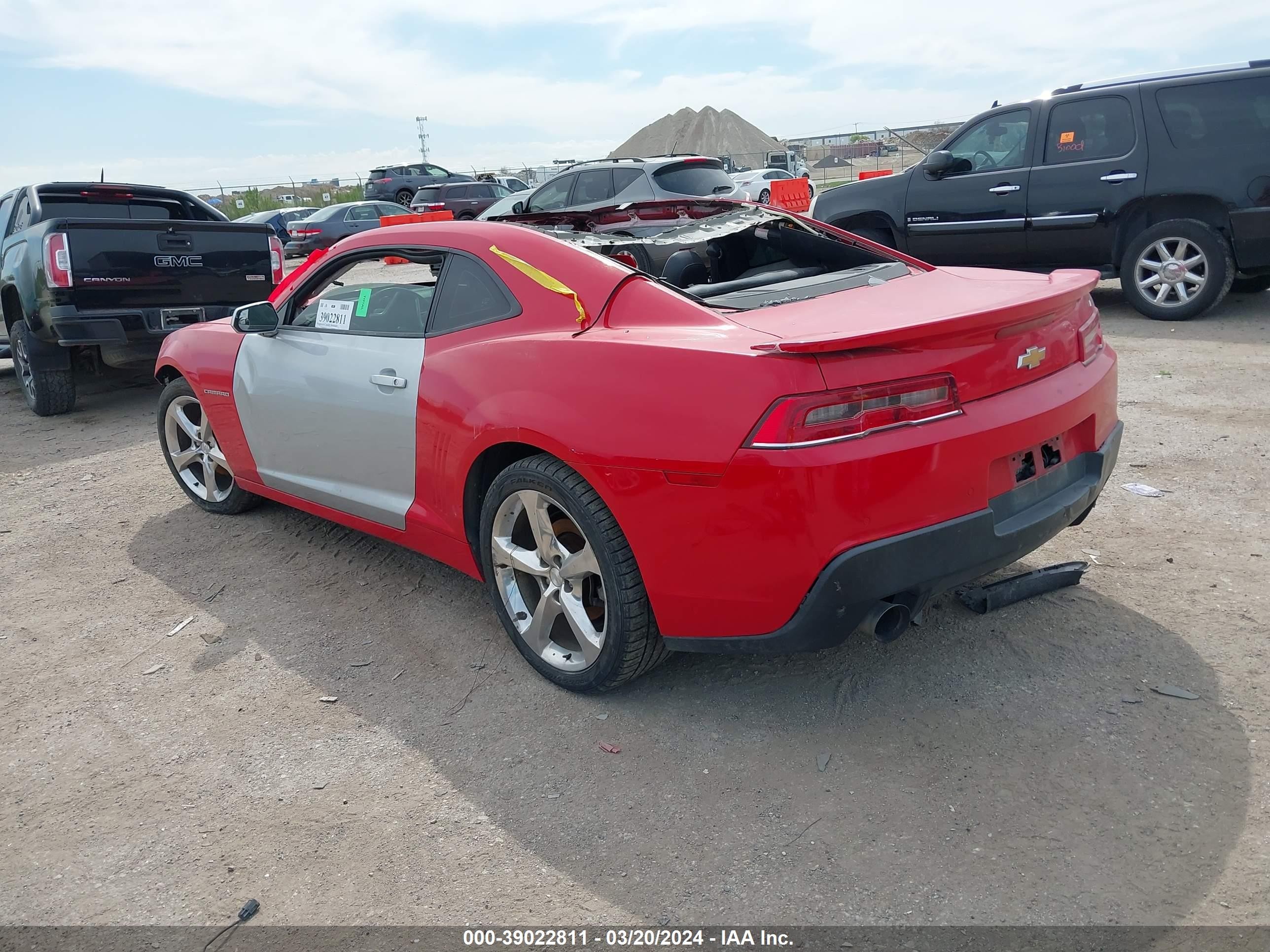 Photo 2 VIN: 2G1FC1E32E9136274 - CHEVROLET CAMARO 