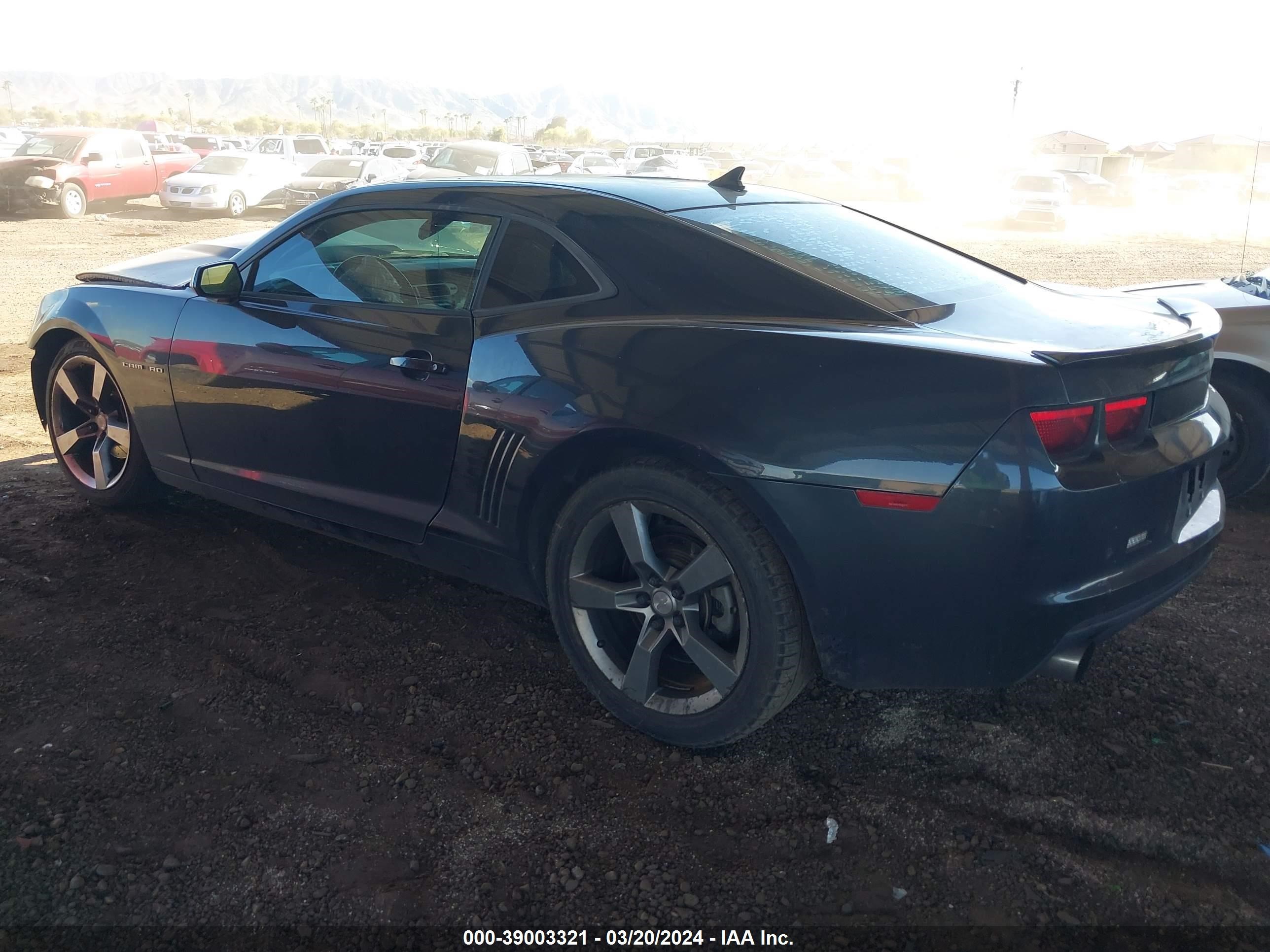 Photo 2 VIN: 2G1FC1E35D9210365 - CHEVROLET CAMARO 