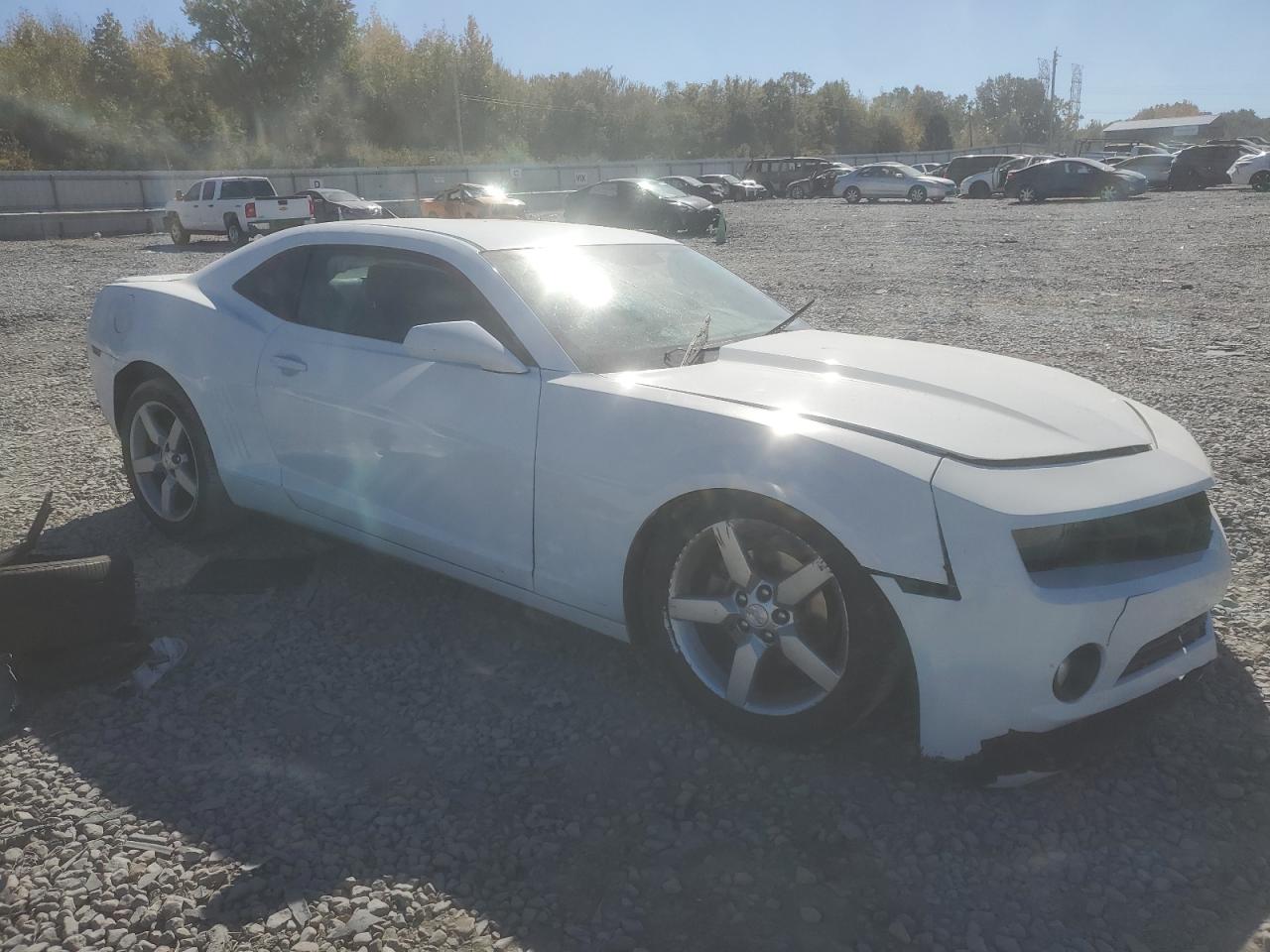 Photo 3 VIN: 2G1FC1E3XD9155413 - CHEVROLET CAMARO 