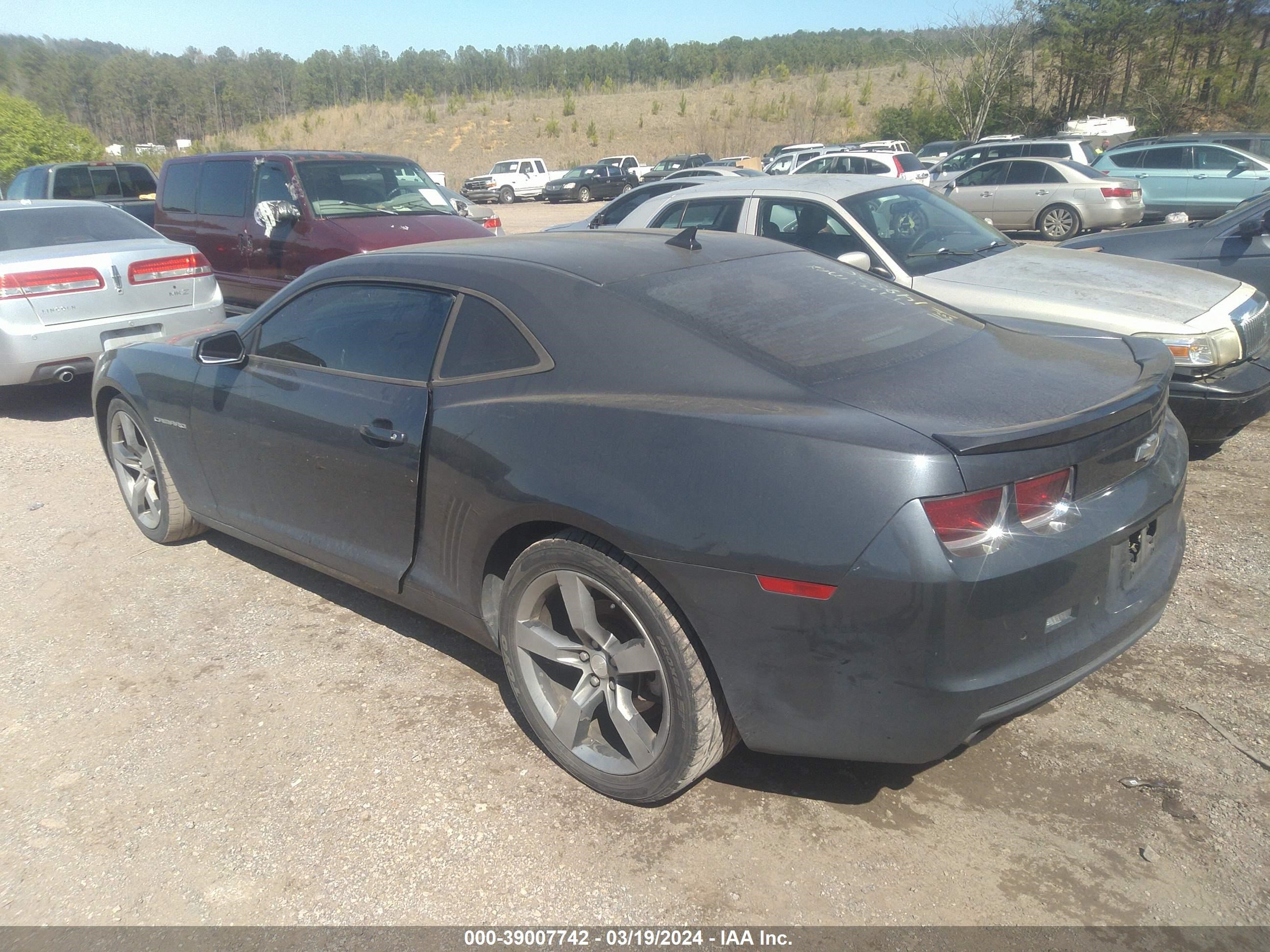 Photo 2 VIN: 2G1FC1ED1B9148520 - CHEVROLET CAMARO 