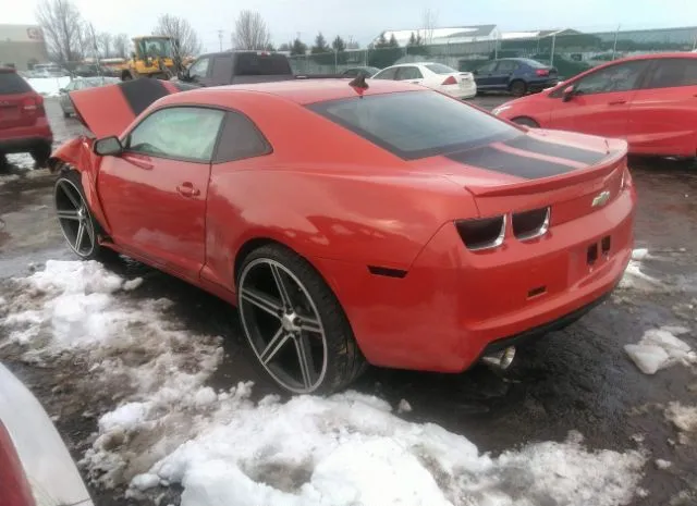 Photo 2 VIN: 2G1FC1ED3B9142590 - CHEVROLET CAMARO 