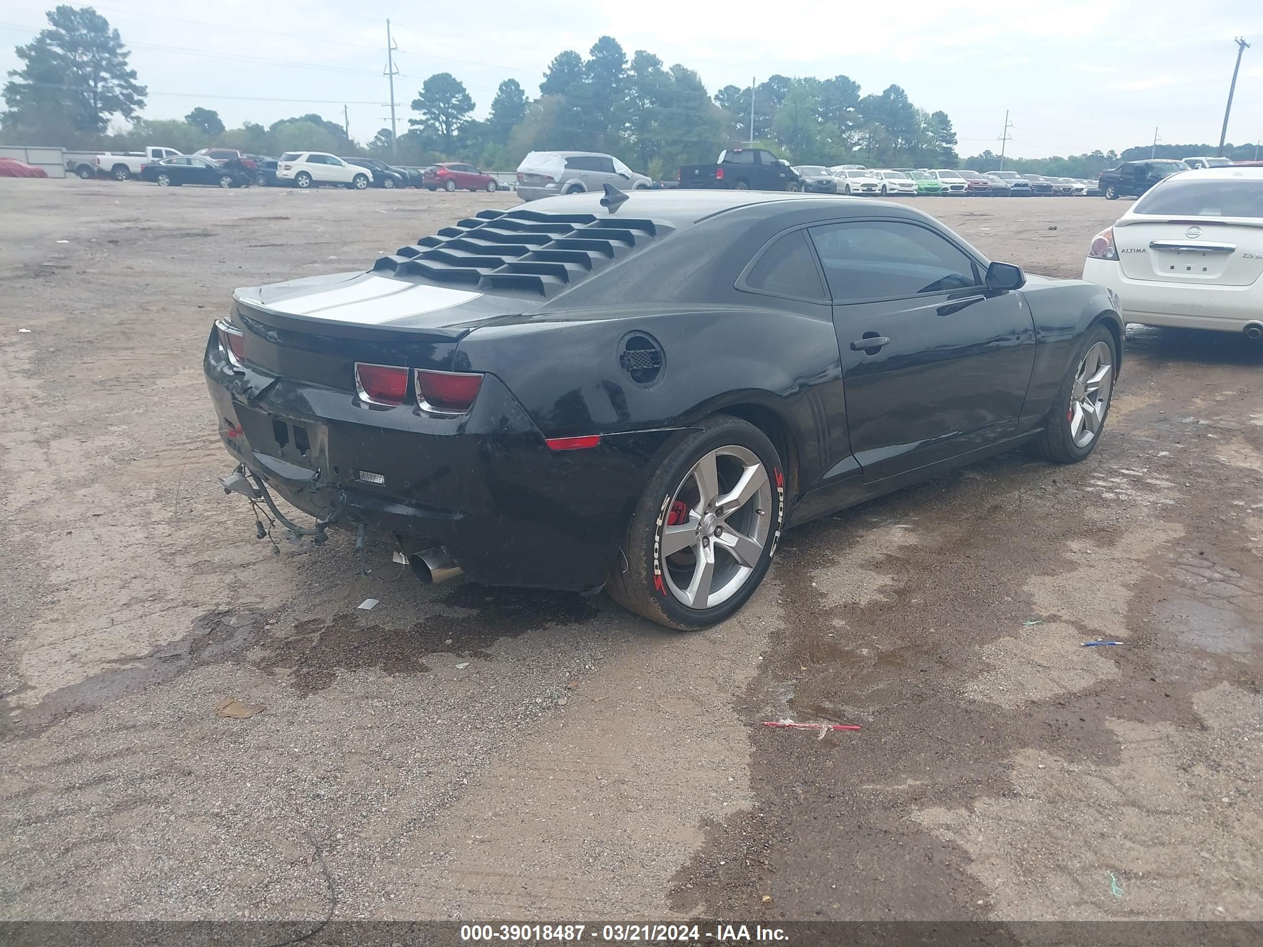 Photo 3 VIN: 2G1FC1ED5B9171783 - CHEVROLET CAMARO 