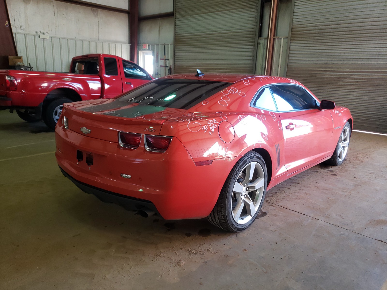 Photo 3 VIN: 2G1FC1ED8B9170725 - CHEVROLET CAMARO LT 