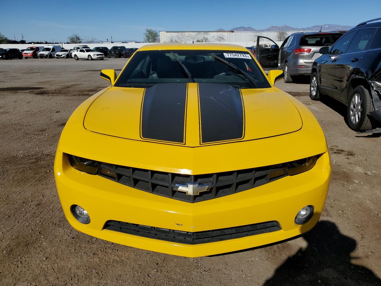 Photo 4 VIN: 2G1FC1ED9B9161032 - CHEVROLET CAMARO 