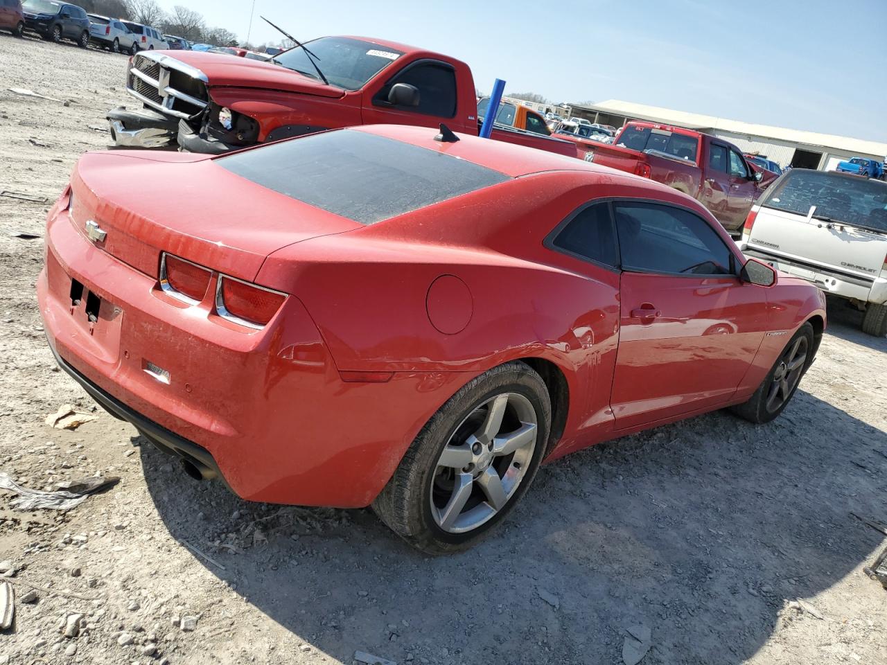 Photo 2 VIN: 2G1FC1EDXB9156289 - CHEVROLET CAMARO 