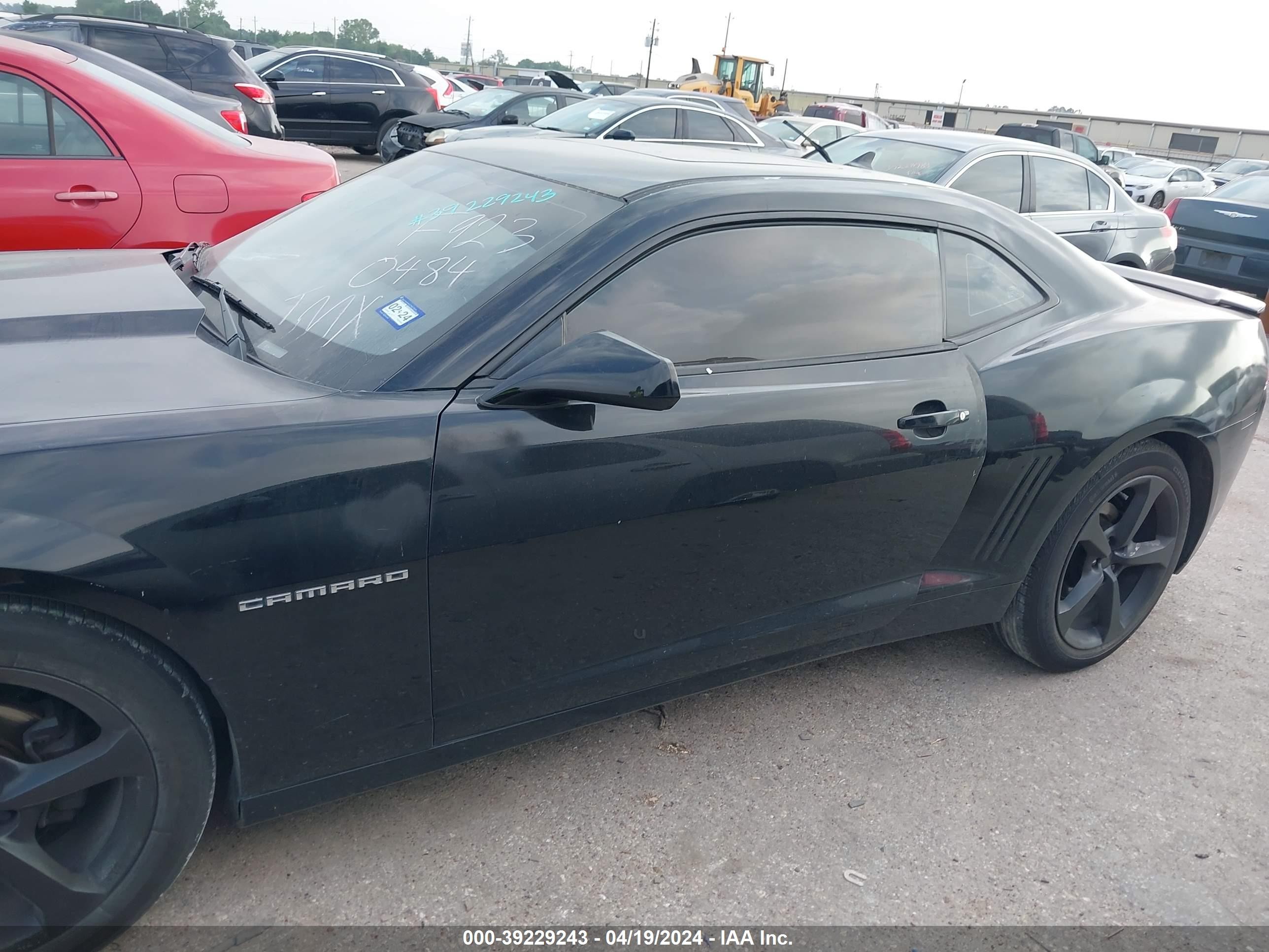 Photo 12 VIN: 2G1FD1E33F9230484 - CHEVROLET CAMARO 