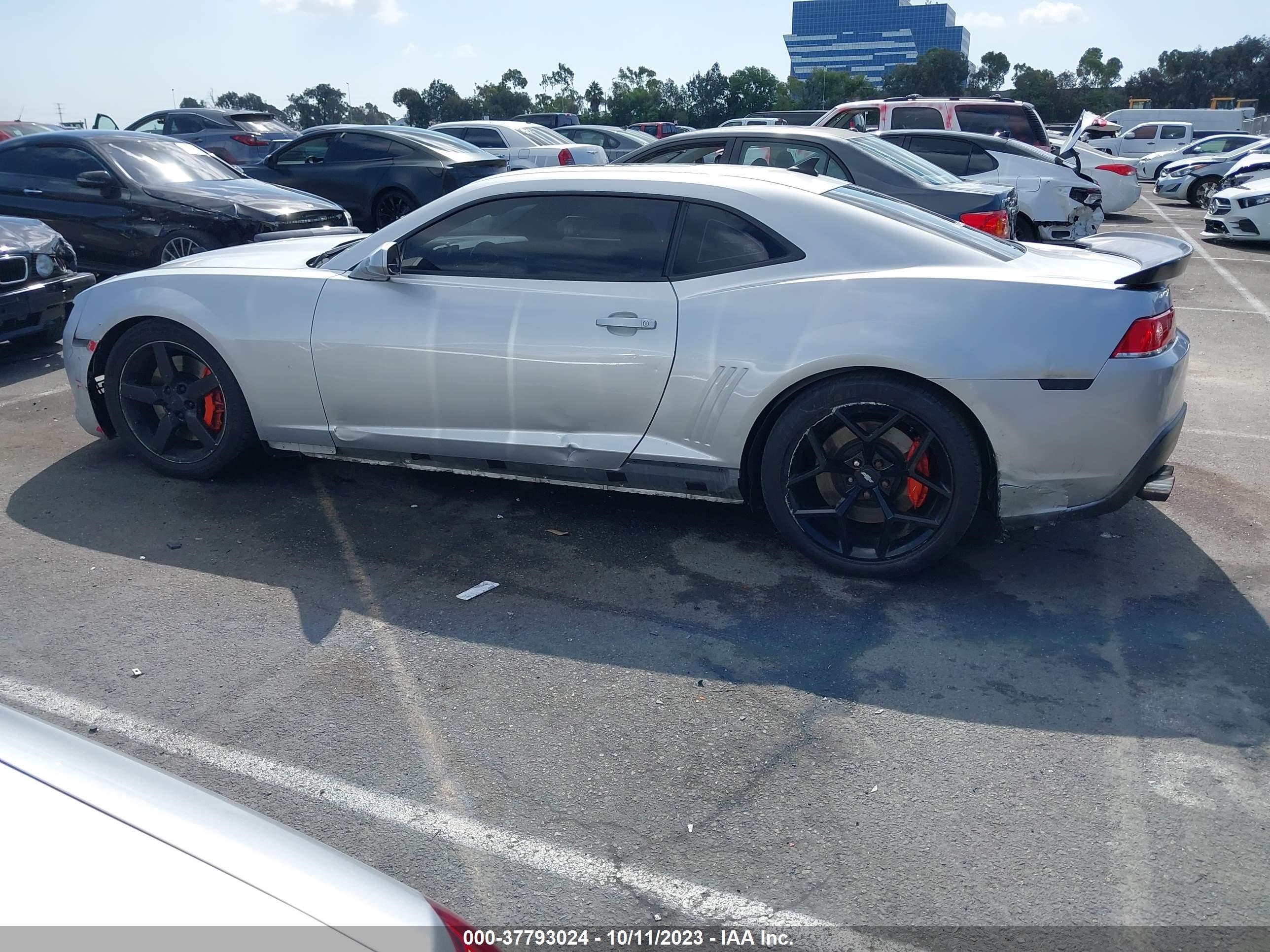 Photo 13 VIN: 2G1FD1E35F9243866 - CHEVROLET CAMARO 