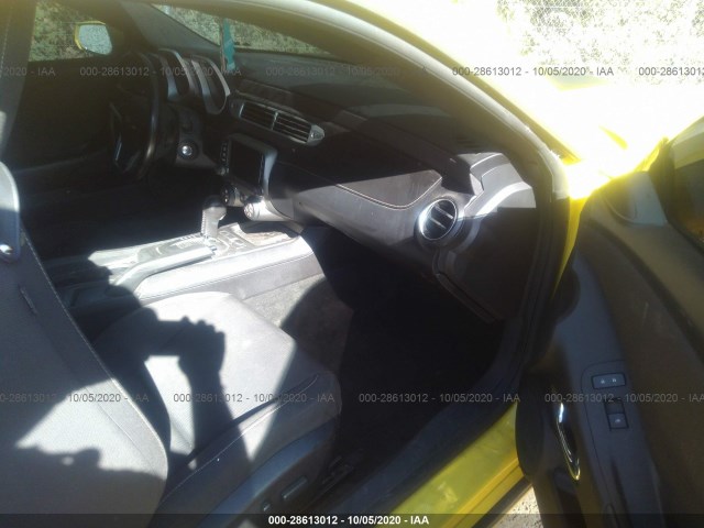 Photo 4 VIN: 2G1FD1E36F9105415 - CHEVROLET CAMARO 