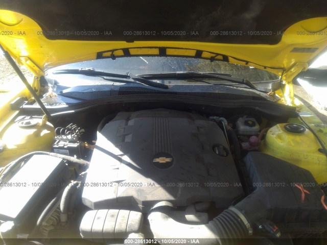 Photo 9 VIN: 2G1FD1E36F9105415 - CHEVROLET CAMARO 