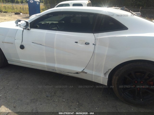 Photo 5 VIN: 2G1FD1E37F9186389 - CHEVROLET CAMARO 