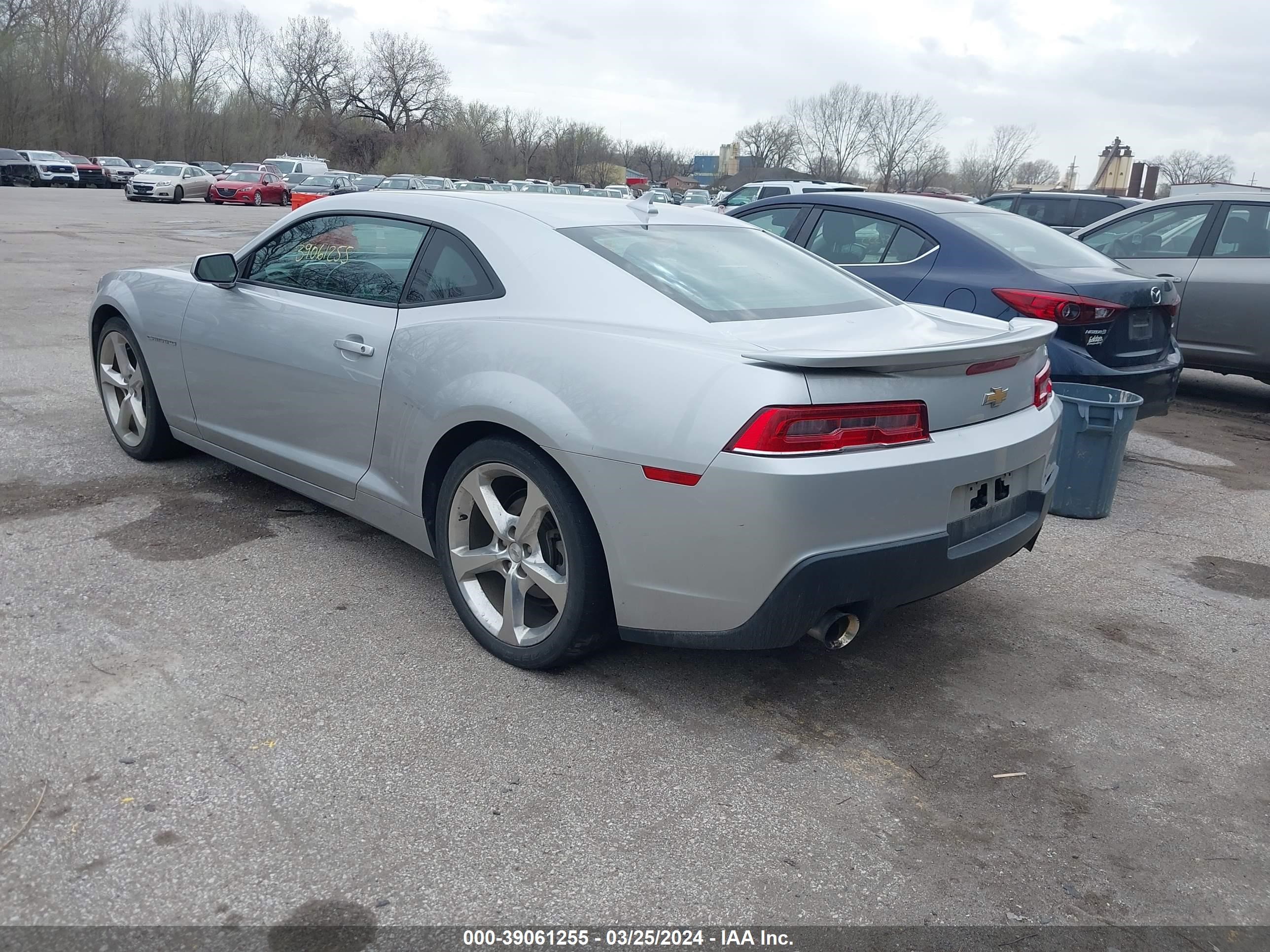 Photo 2 VIN: 2G1FD1E37F9235834 - CHEVROLET CAMARO 