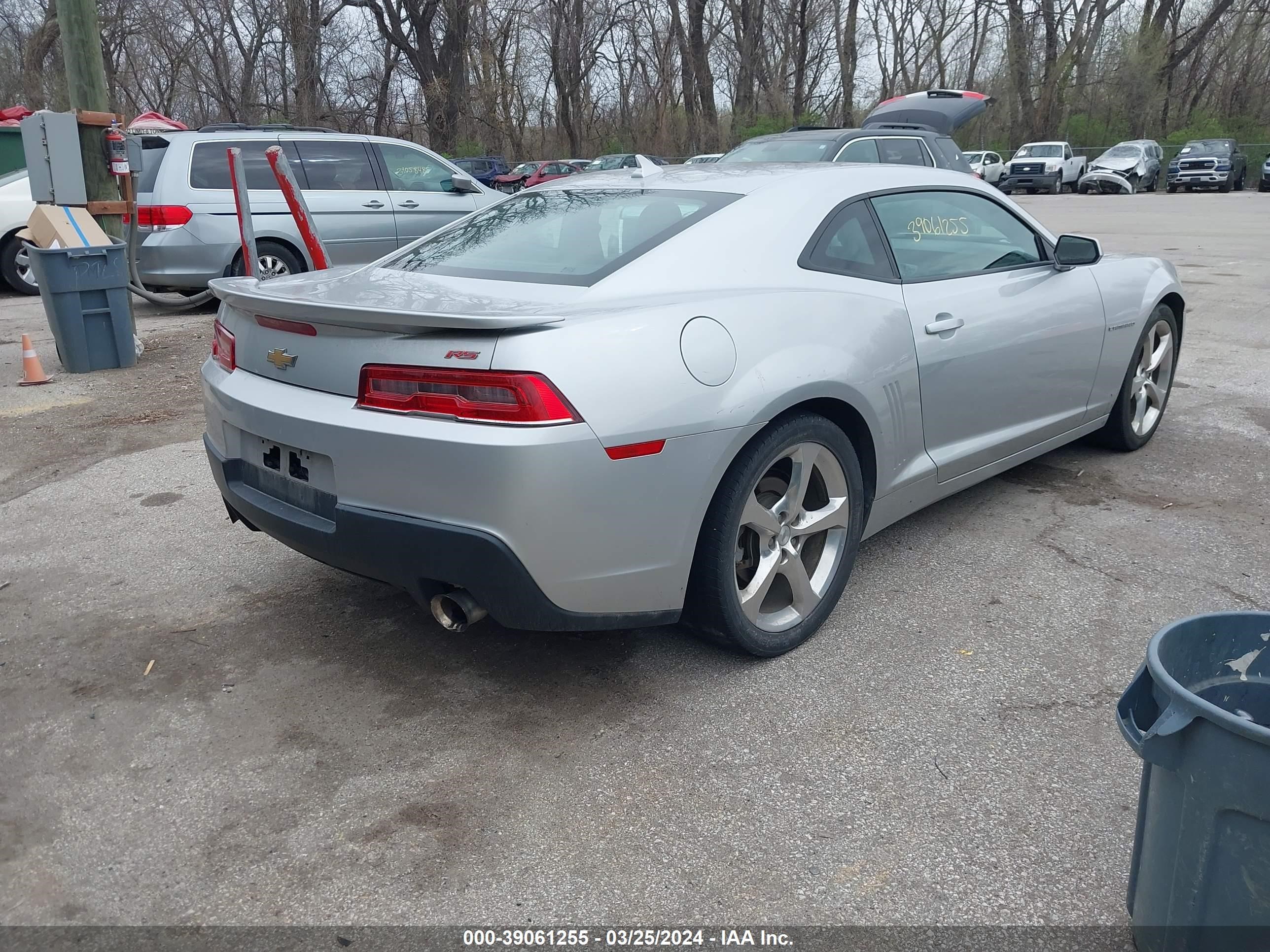 Photo 3 VIN: 2G1FD1E37F9235834 - CHEVROLET CAMARO 