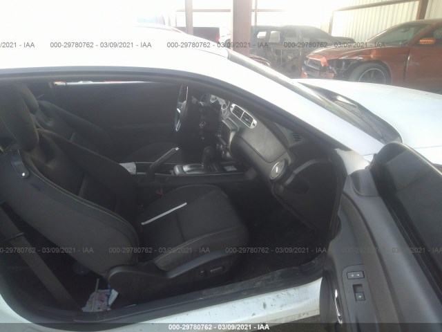 Photo 4 VIN: 2G1FD1E38F9213812 - CHEVROLET CAMARO 