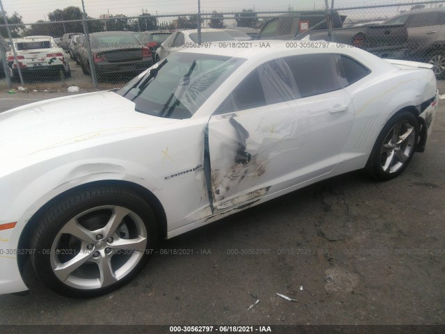 Photo 5 VIN: 2G1FD1E38F9301338 - CHEVROLET CAMARO 