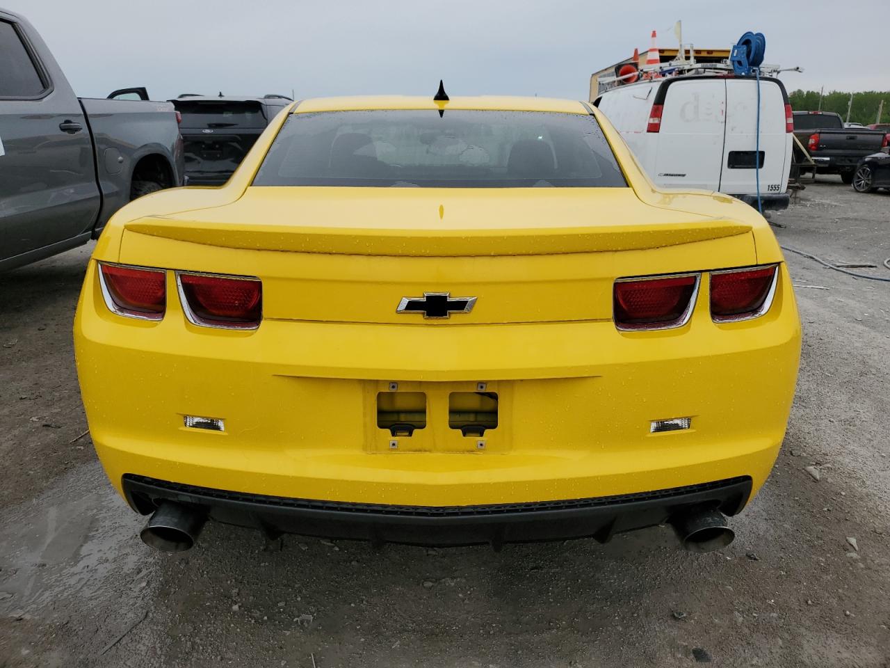 Photo 5 VIN: 2G1FE1E32C9157066 - CHEVROLET CAMARO 