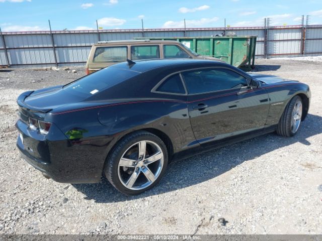 Photo 3 VIN: 2G1FE1E38C9203886 - CHEVROLET CAMARO 