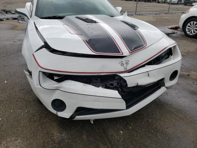 Photo 8 VIN: 2G1FE1ED0B9108360 - CHEVROLET CAMARO LS 