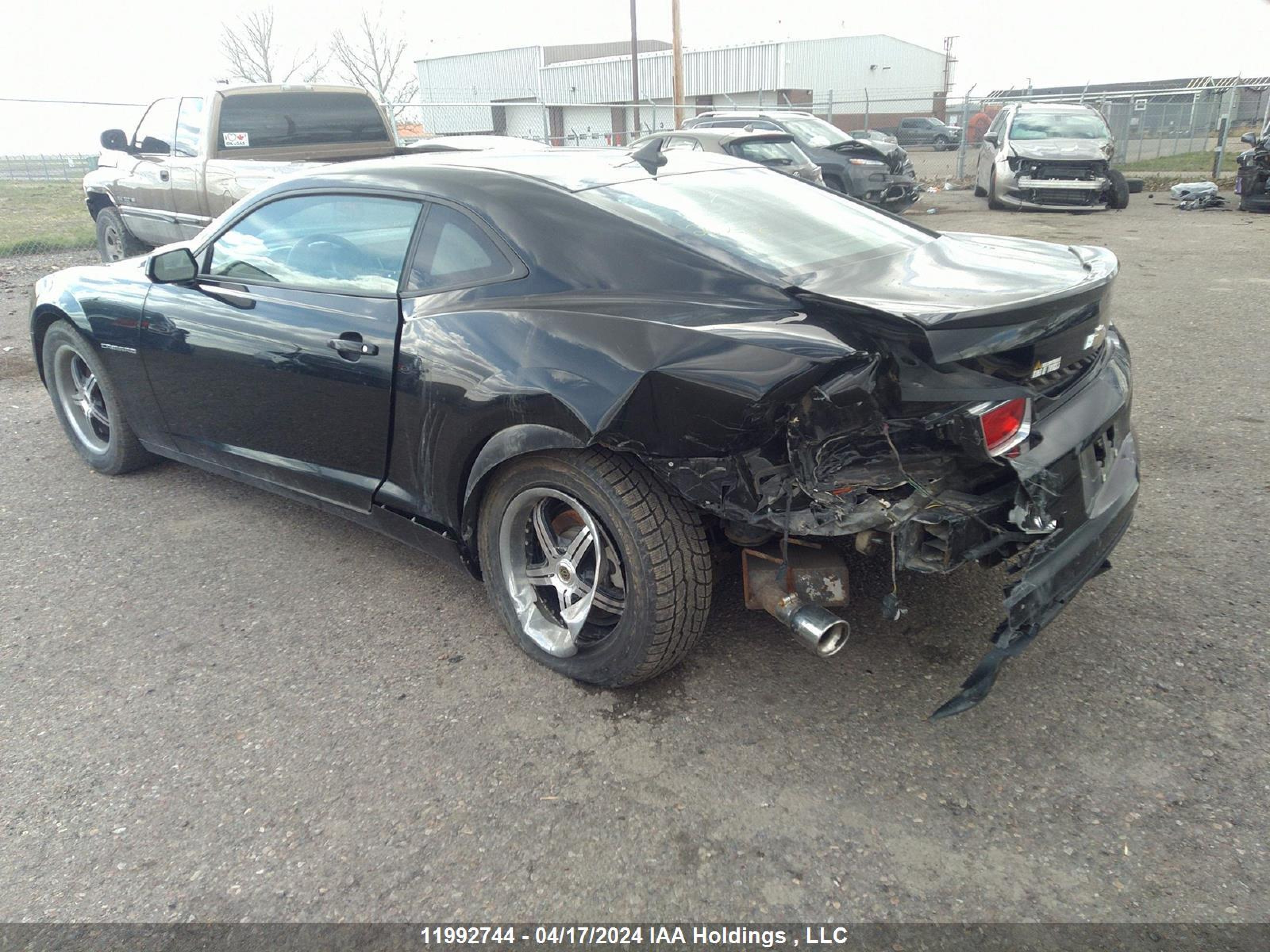 Photo 2 VIN: 2G1FE1ED4B9207084 - CHEVROLET CAMARO 