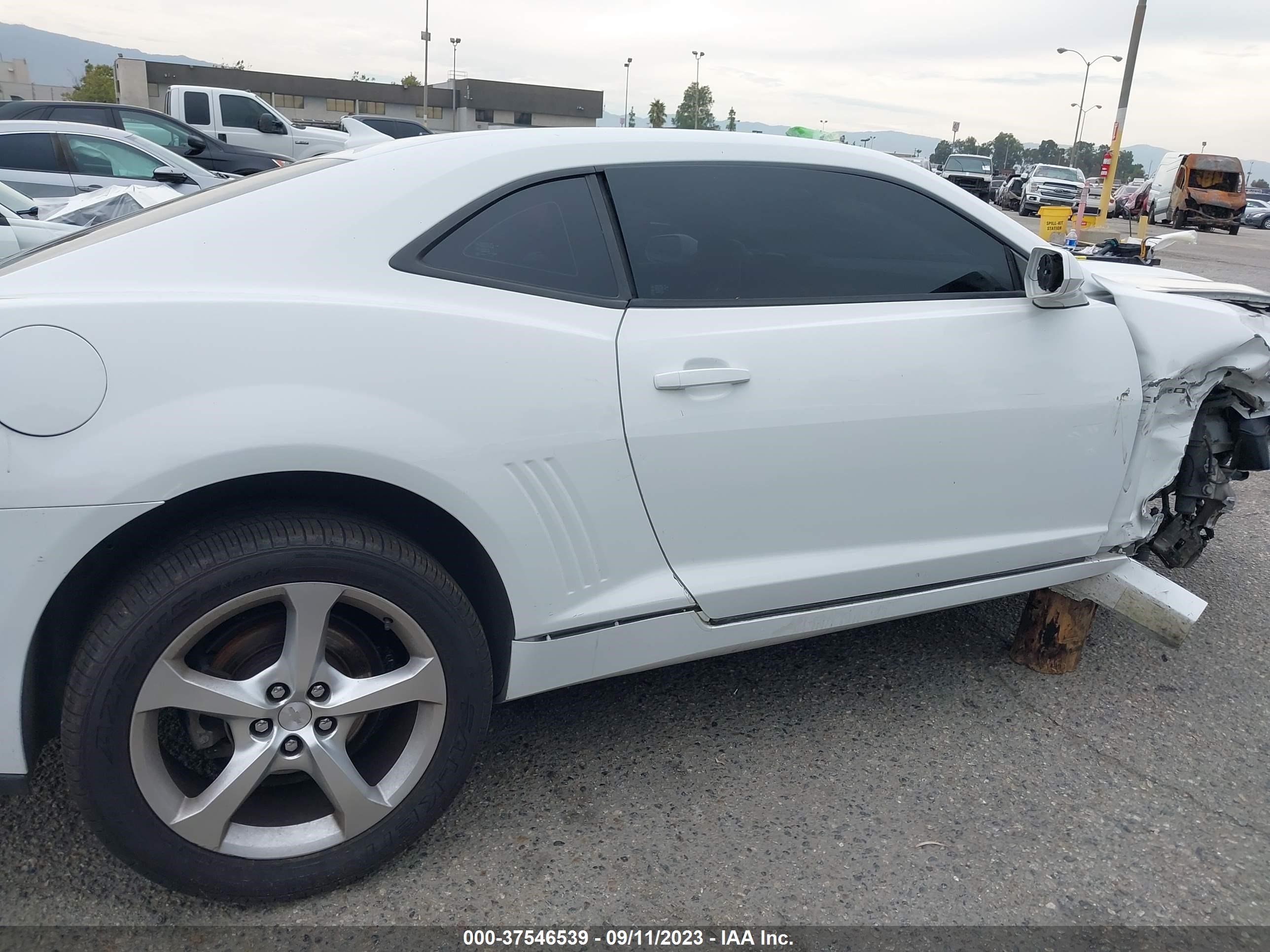 Photo 13 VIN: 2G1FF1E31F9202287 - CHEVROLET CAMARO 