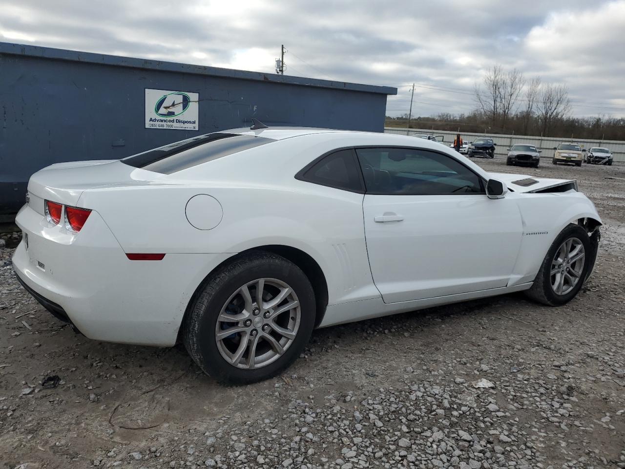 Photo 2 VIN: 2G1FF1ED6B9146334 - CHEVROLET CAMARO 