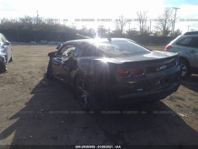 Photo 2 VIN: 2G1FG1E39C9173663 - CHEVROLET CAMARO 