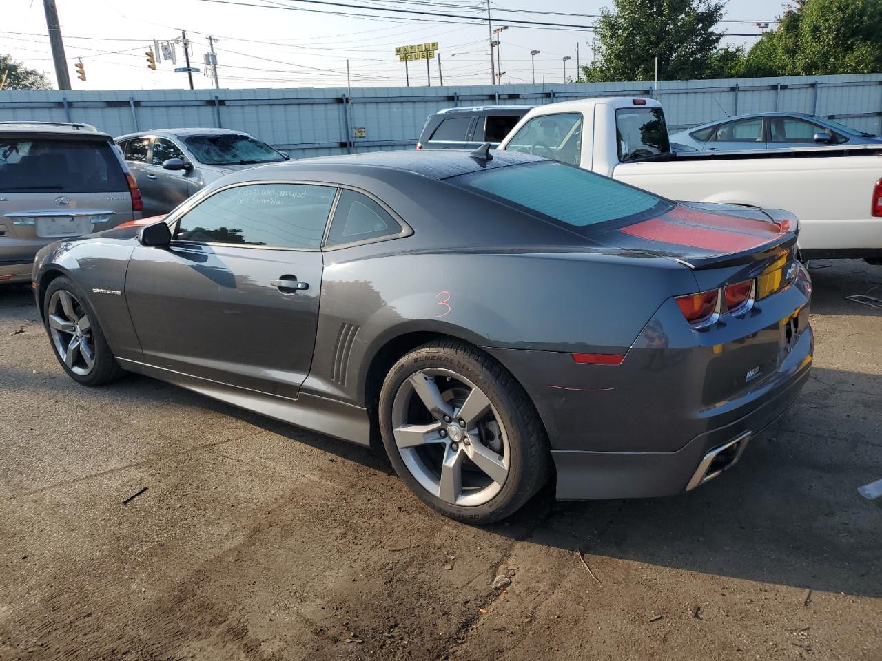 Photo 1 VIN: 2G1FG1ED8B9133372 - CHEVROLET CAMARO 