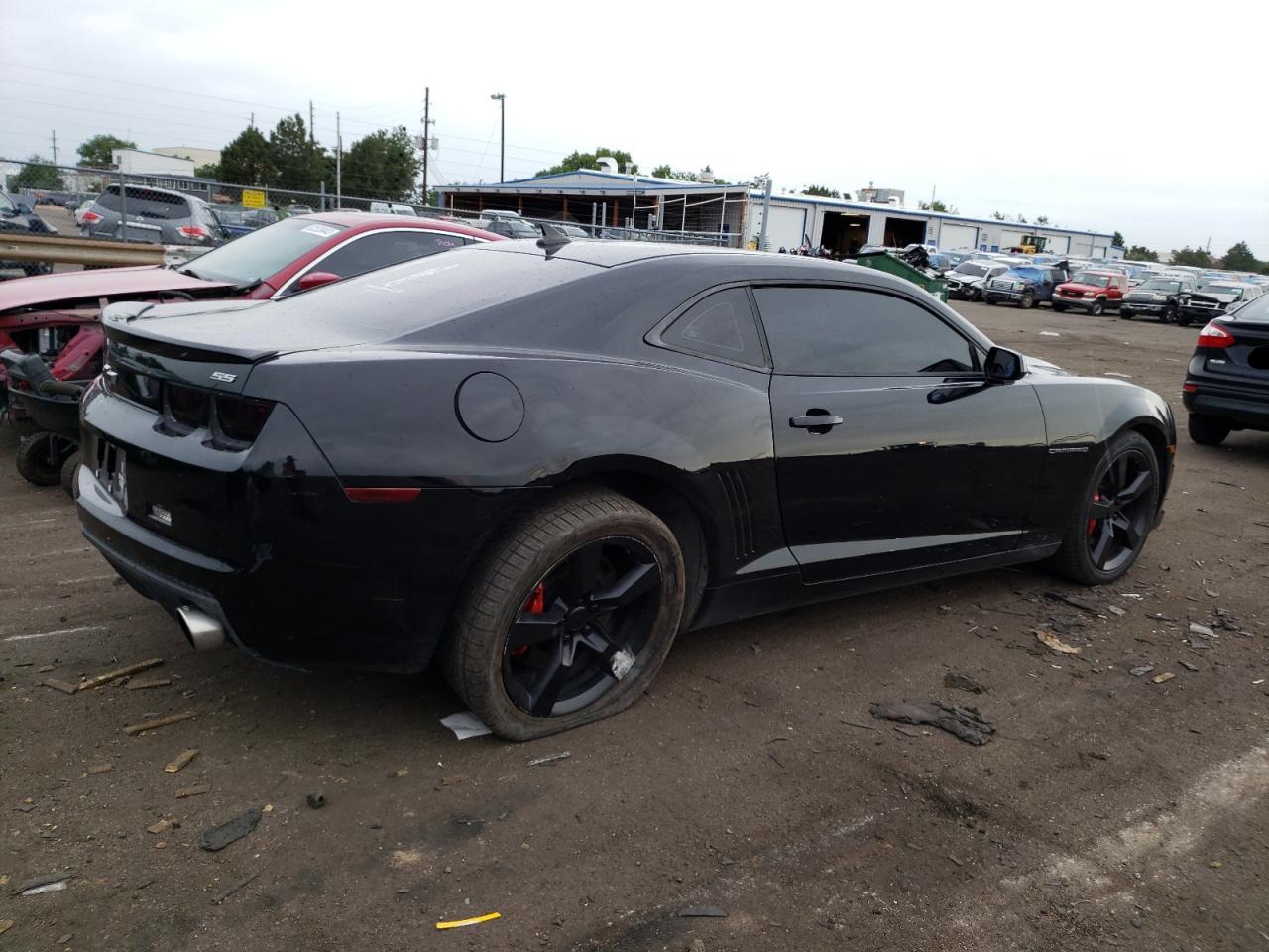 Photo 2 VIN: 2G1FJ1EJ1B9152983 - CHEVROLET CAMARO 