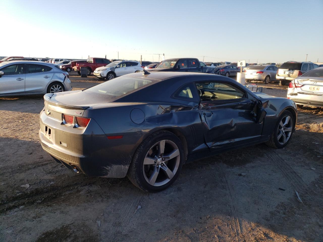 Photo 2 VIN: 2G1FK1EJ0A9113698 - CHEVROLET CAMARO 