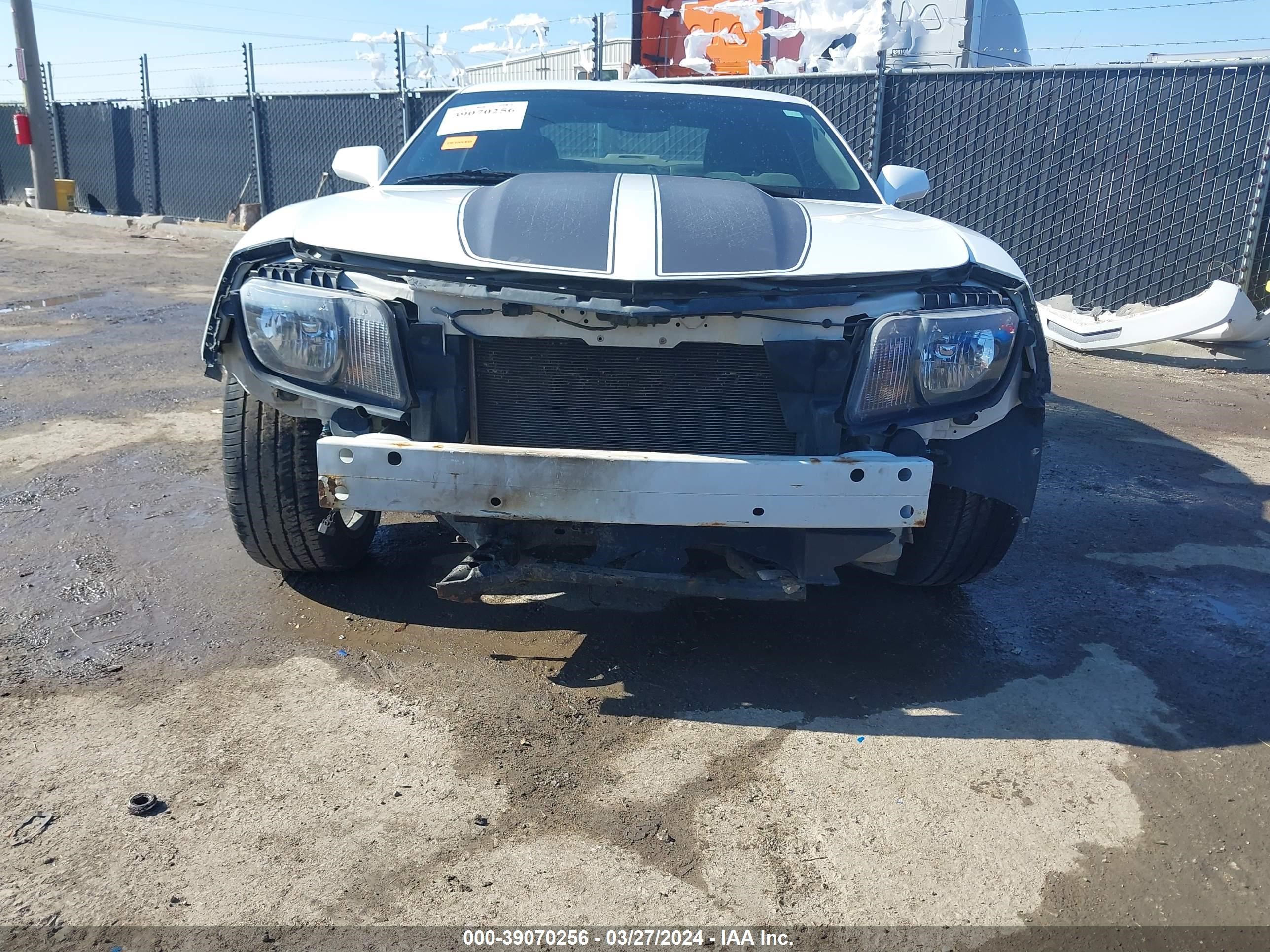 Photo 5 VIN: 2G1FK1EJ0D9112247 - CHEVROLET CAMARO 