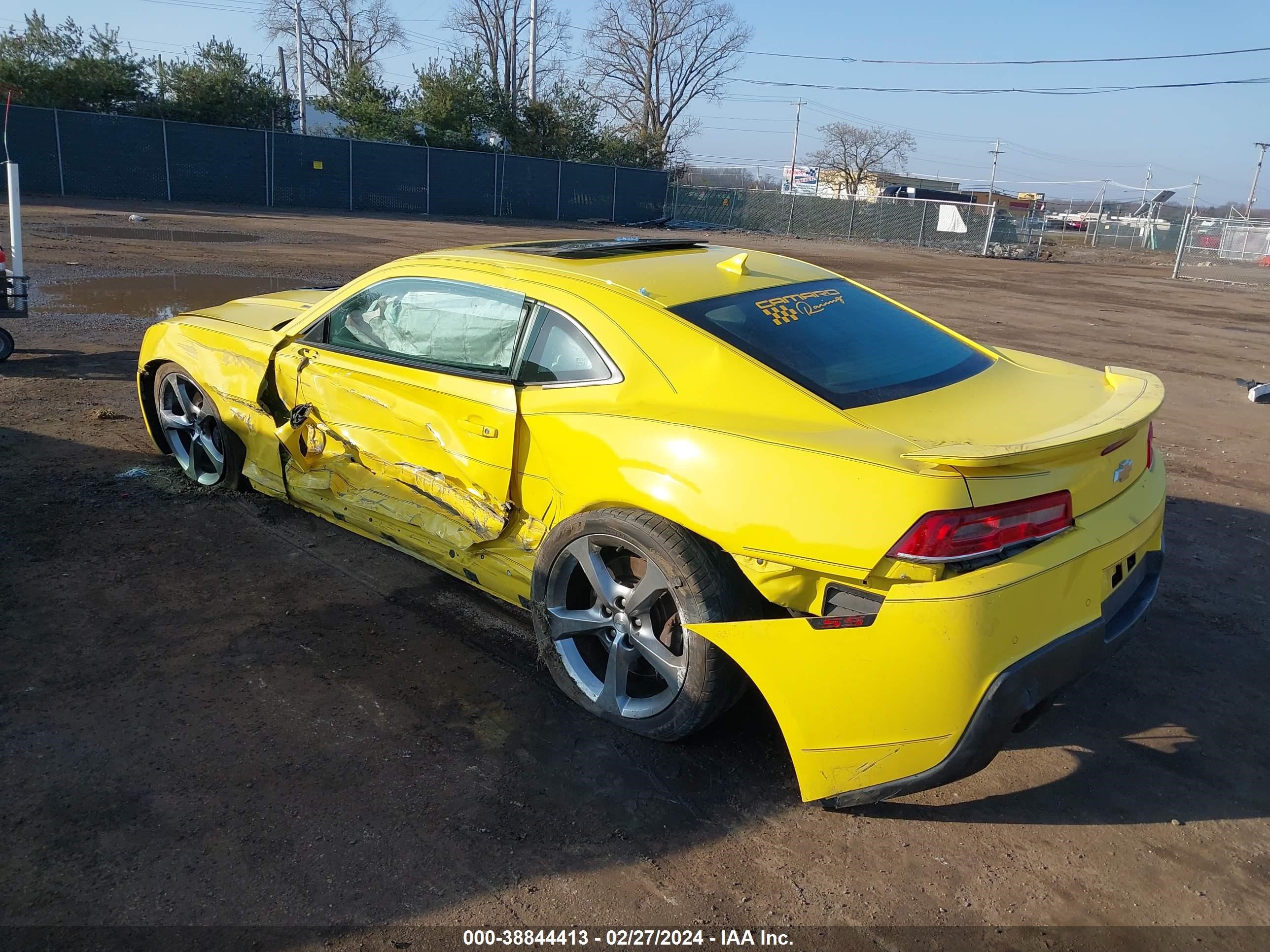 Photo 2 VIN: 2G1FK1EJ1E9312166 - CHEVROLET CAMARO 