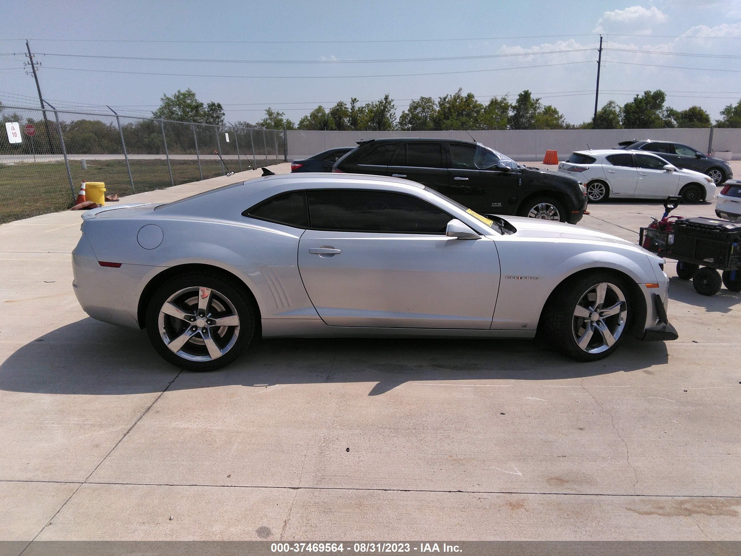 Photo 12 VIN: 2G1FK1EJ4A9114613 - CHEVROLET CAMARO 