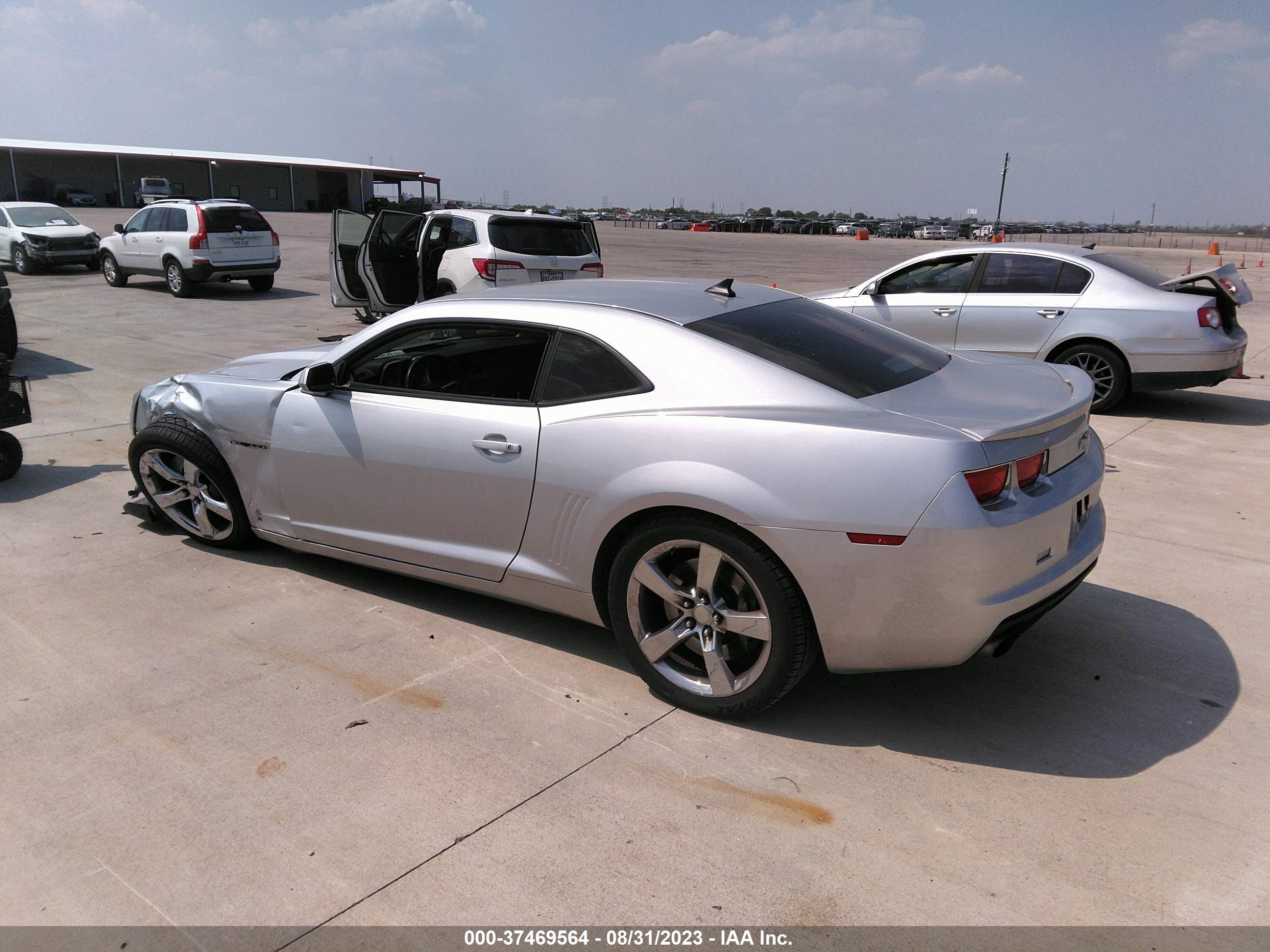 Photo 2 VIN: 2G1FK1EJ4A9114613 - CHEVROLET CAMARO 