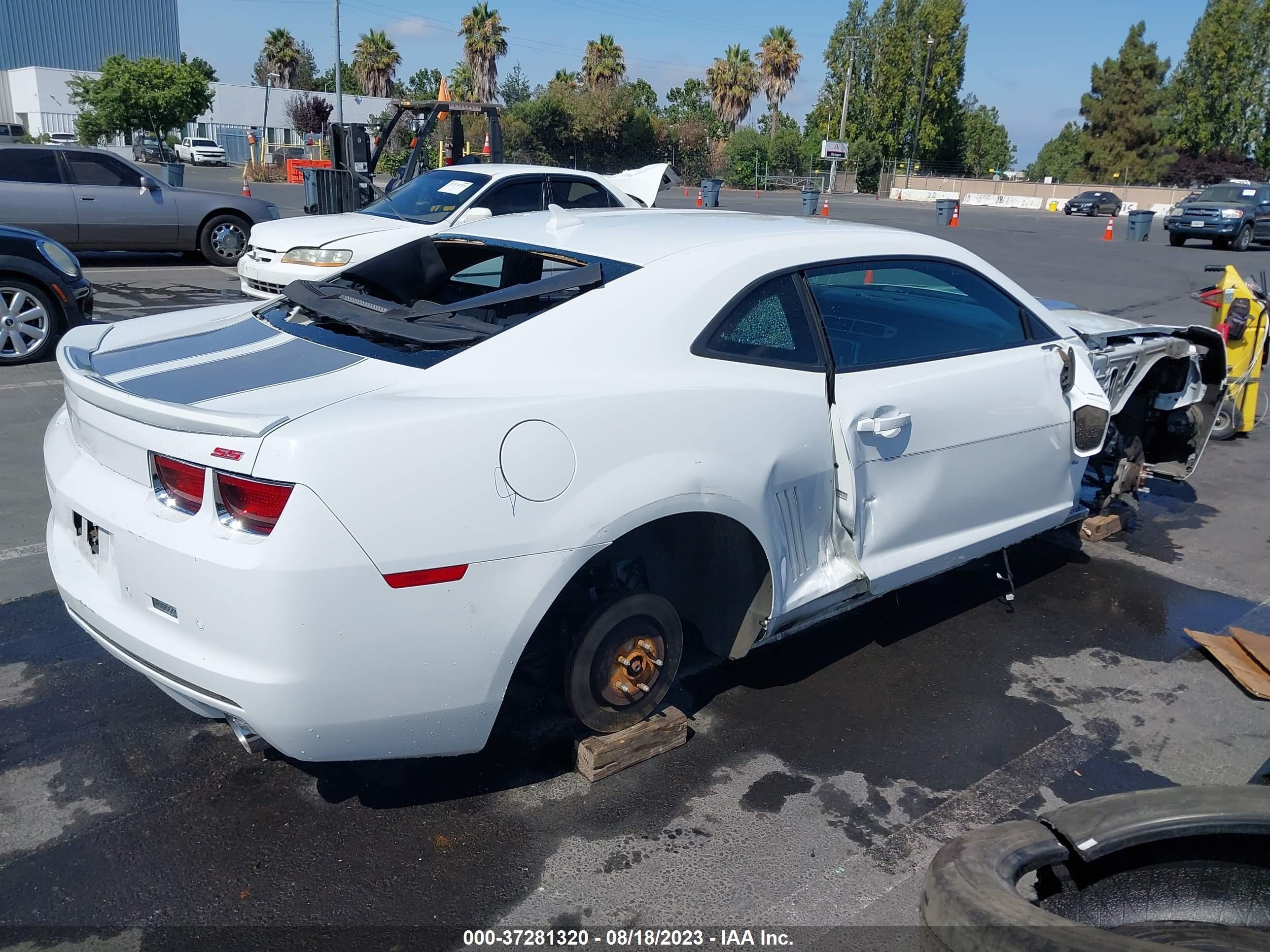 Photo 3 VIN: 2G1FK1EJ6D9179645 - CHEVROLET CAMARO 