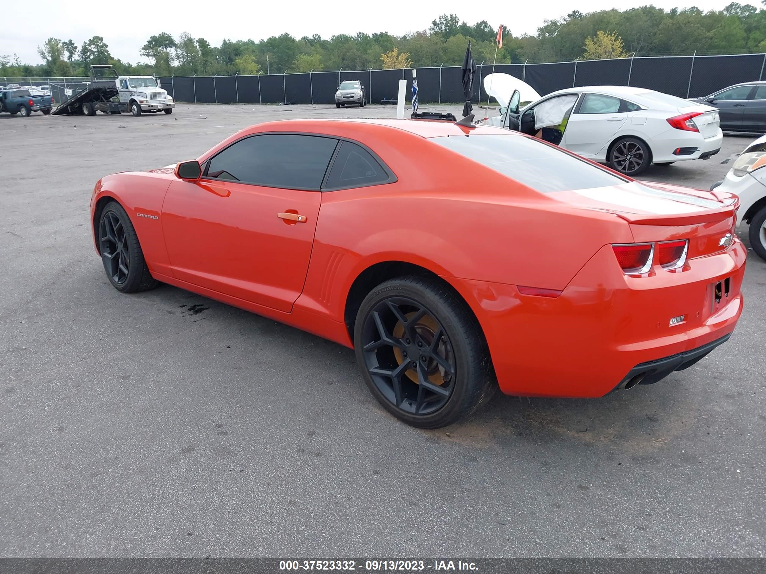 Photo 2 VIN: 2G1FK1EJ9B9154767 - CHEVROLET CAMARO 