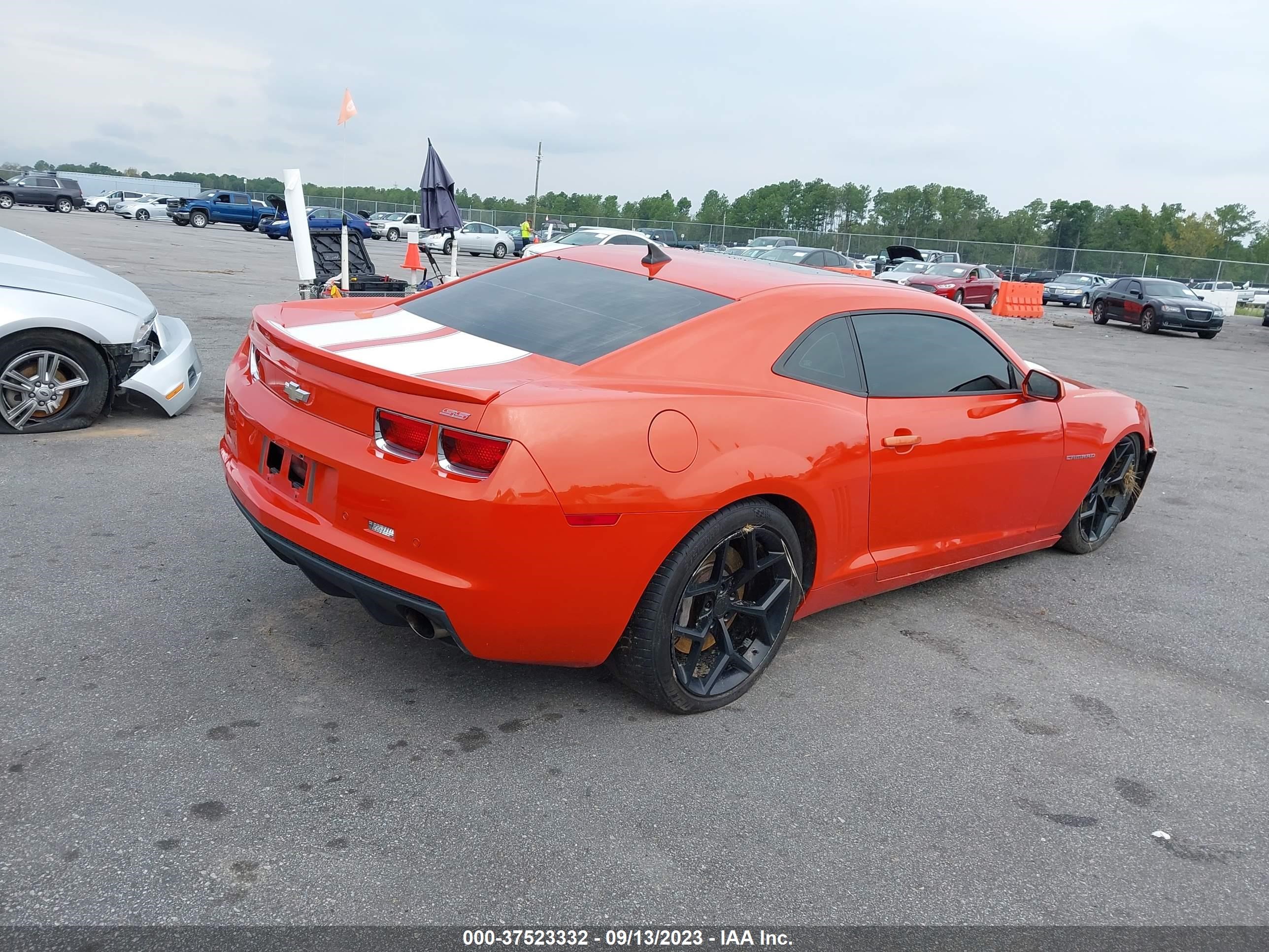 Photo 3 VIN: 2G1FK1EJ9B9154767 - CHEVROLET CAMARO 