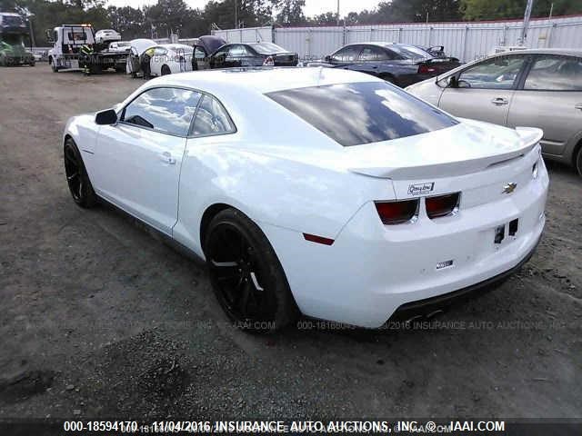 Photo 2 VIN: 2G1FL1EP5D9803517 - CHEVROLET CAMARO 