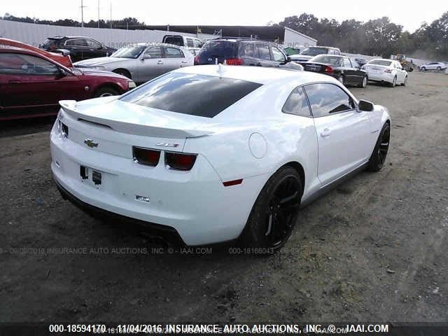 Photo 3 VIN: 2G1FL1EP5D9803517 - CHEVROLET CAMARO 