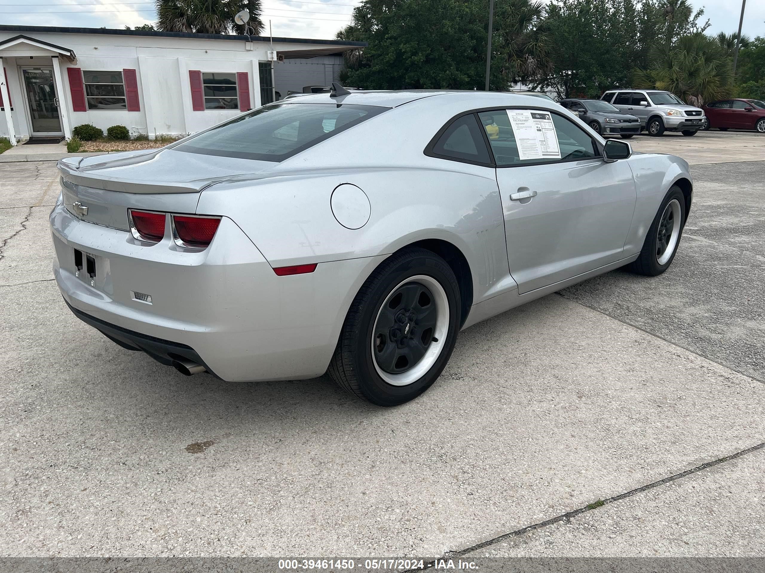 Photo 3 VIN: 2G1FP22G4Y2145525 - CHEVROLET CAMARO 