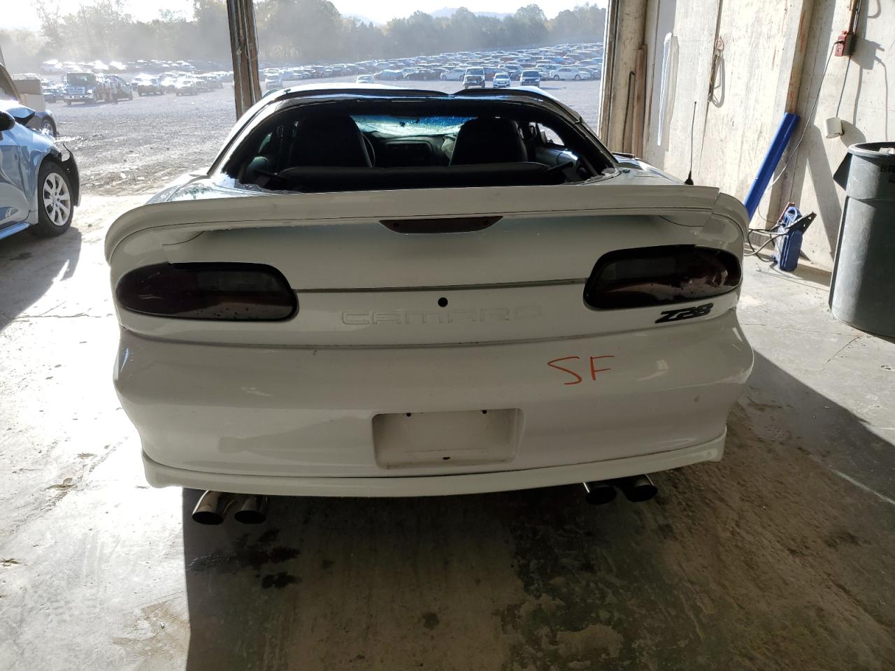 Photo 5 VIN: 2G1FP22G822168023 - CHEVROLET CAMARO 