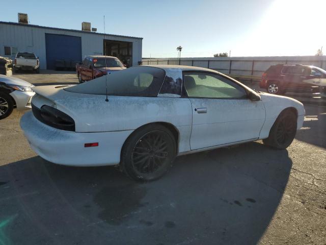 Photo 2 VIN: 2G1FP22K2W2121371 - CHEVROLET CAMARO 