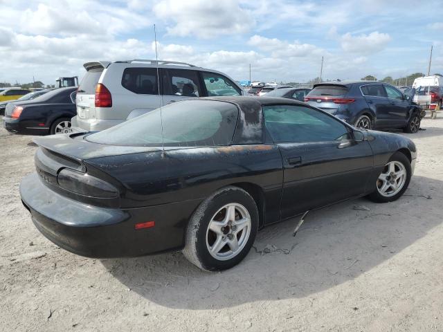 Photo 2 VIN: 2G1FP22K3W2127132 - CHEVROLET CAMARO 