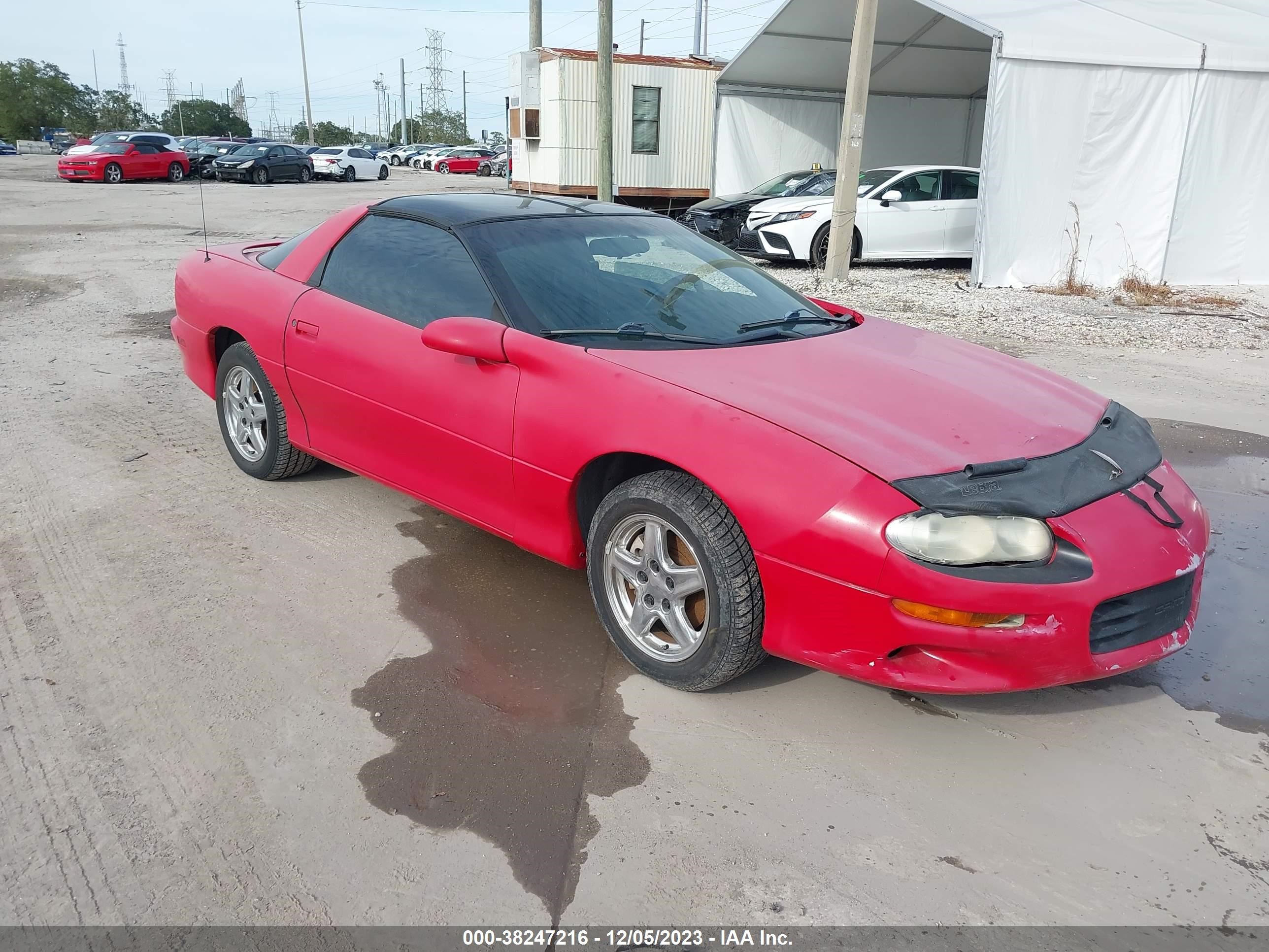 Photo 0 VIN: 2G1FP22K7Y2145295 - CHEVROLET CAMARO 