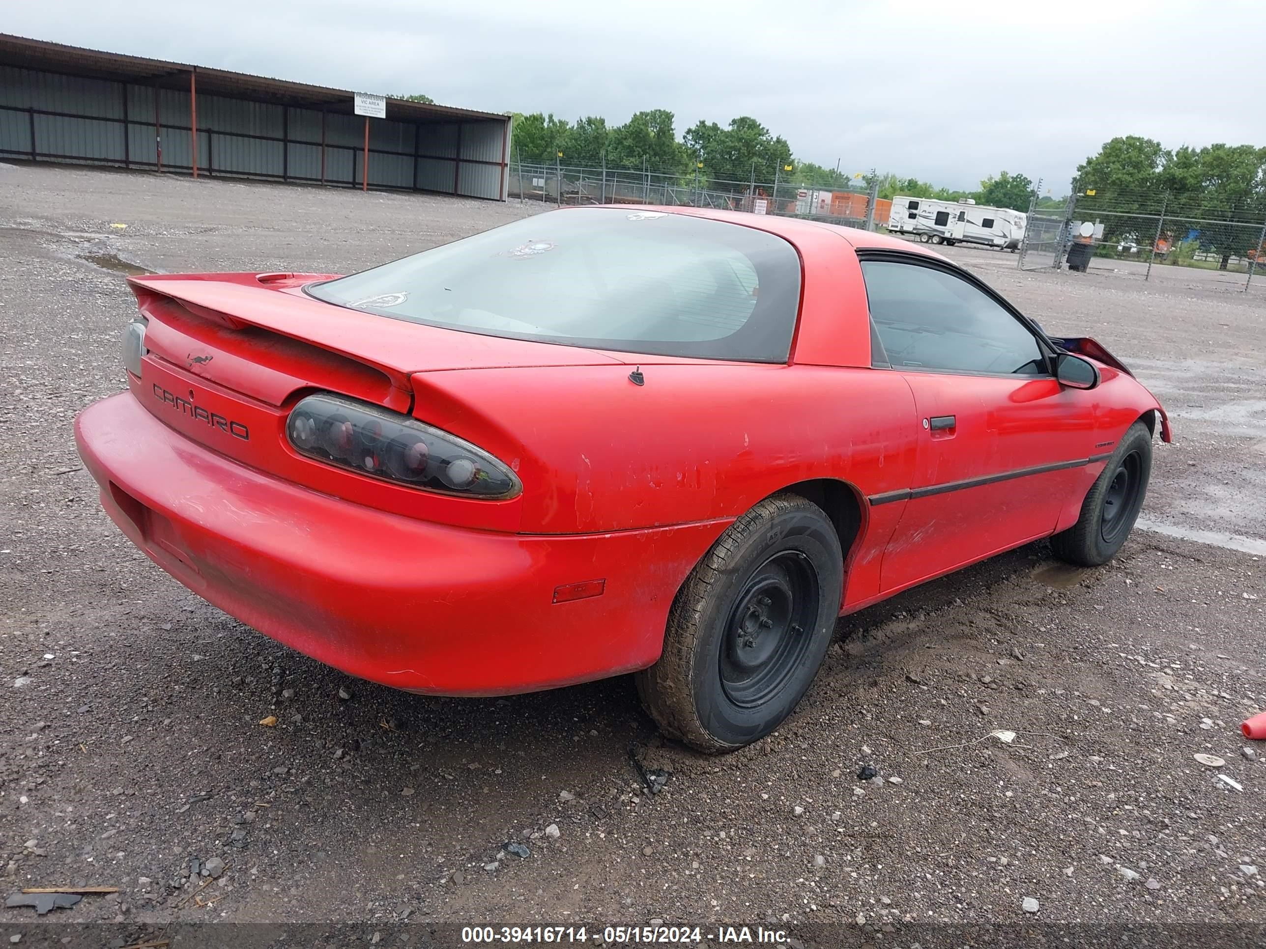 Photo 3 VIN: 2G1FP22S8R2155433 - CHEVROLET CAMARO 