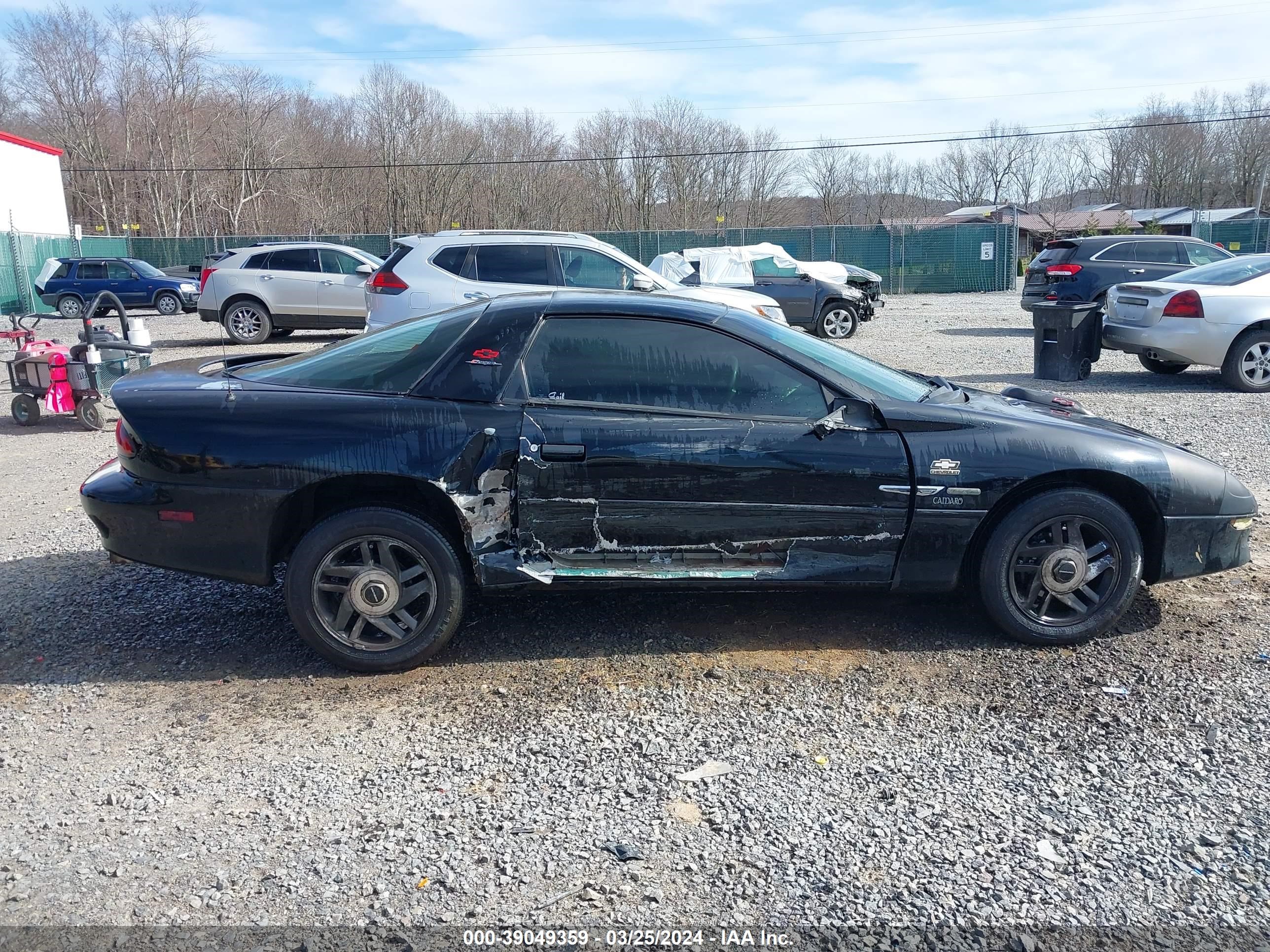 Photo 12 VIN: 2G1FP22S8S2180659 - CHEVROLET CAMARO 